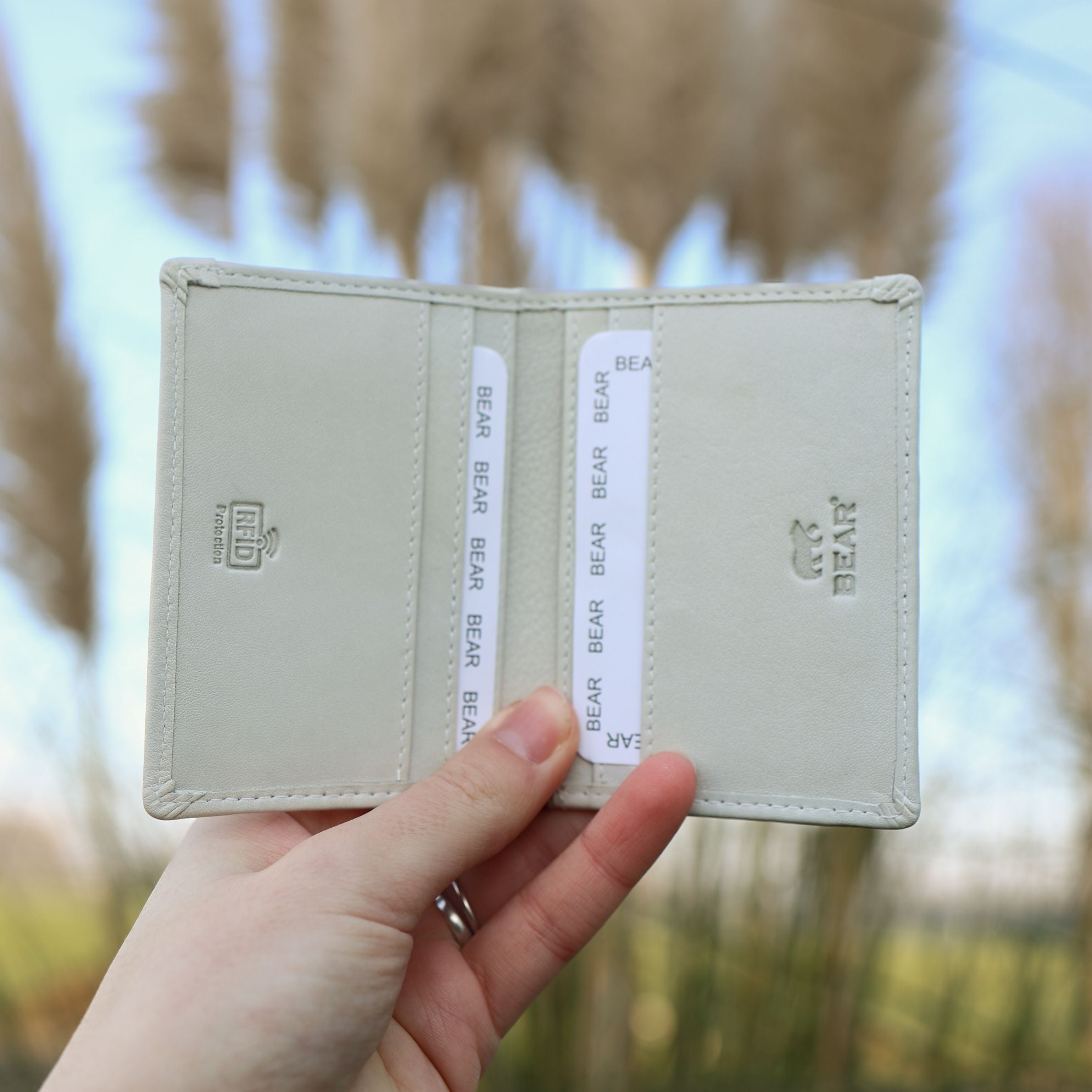 RFID Cardholder with banknote compartment 'Cas' jade