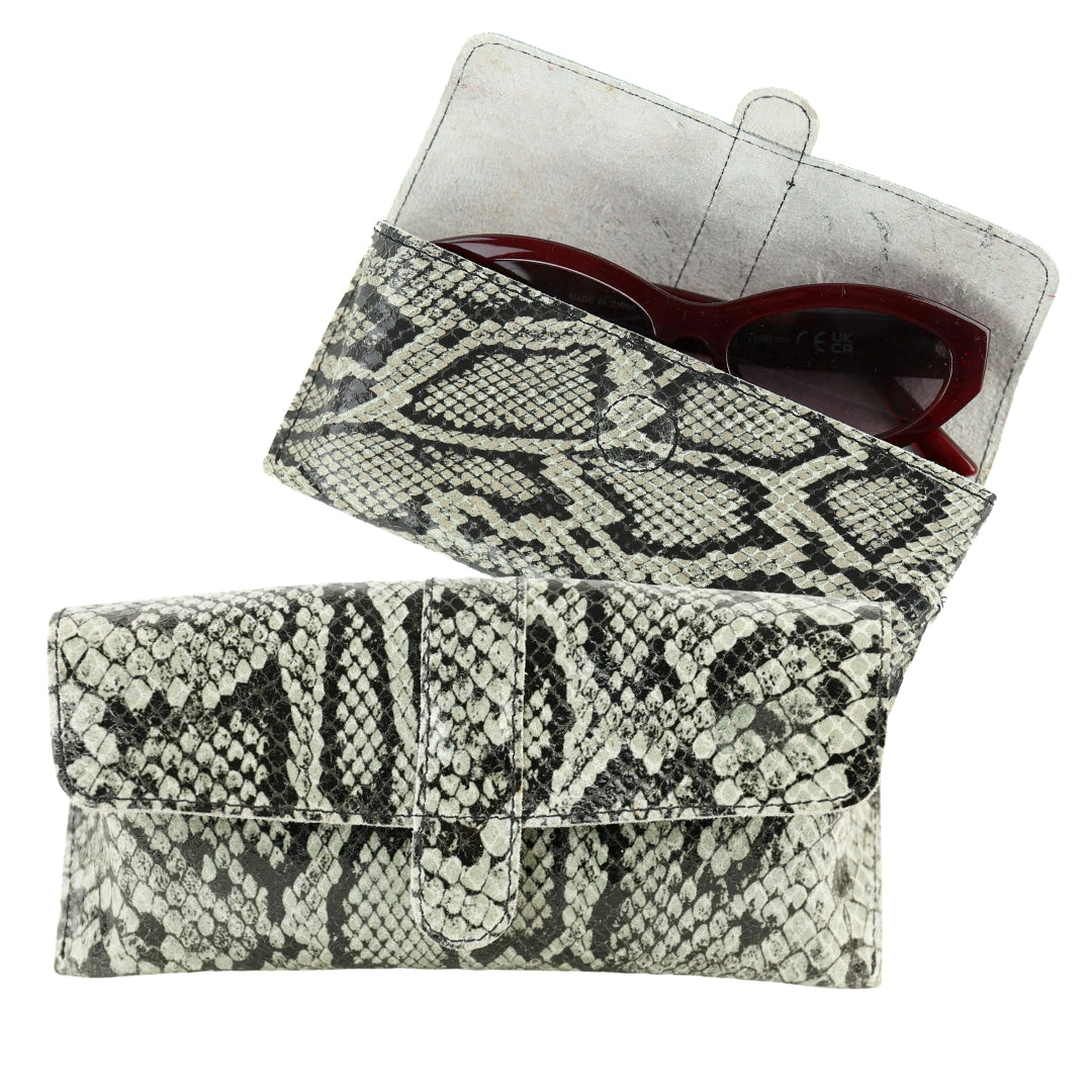 Glasses case 'Weta' snake grey
