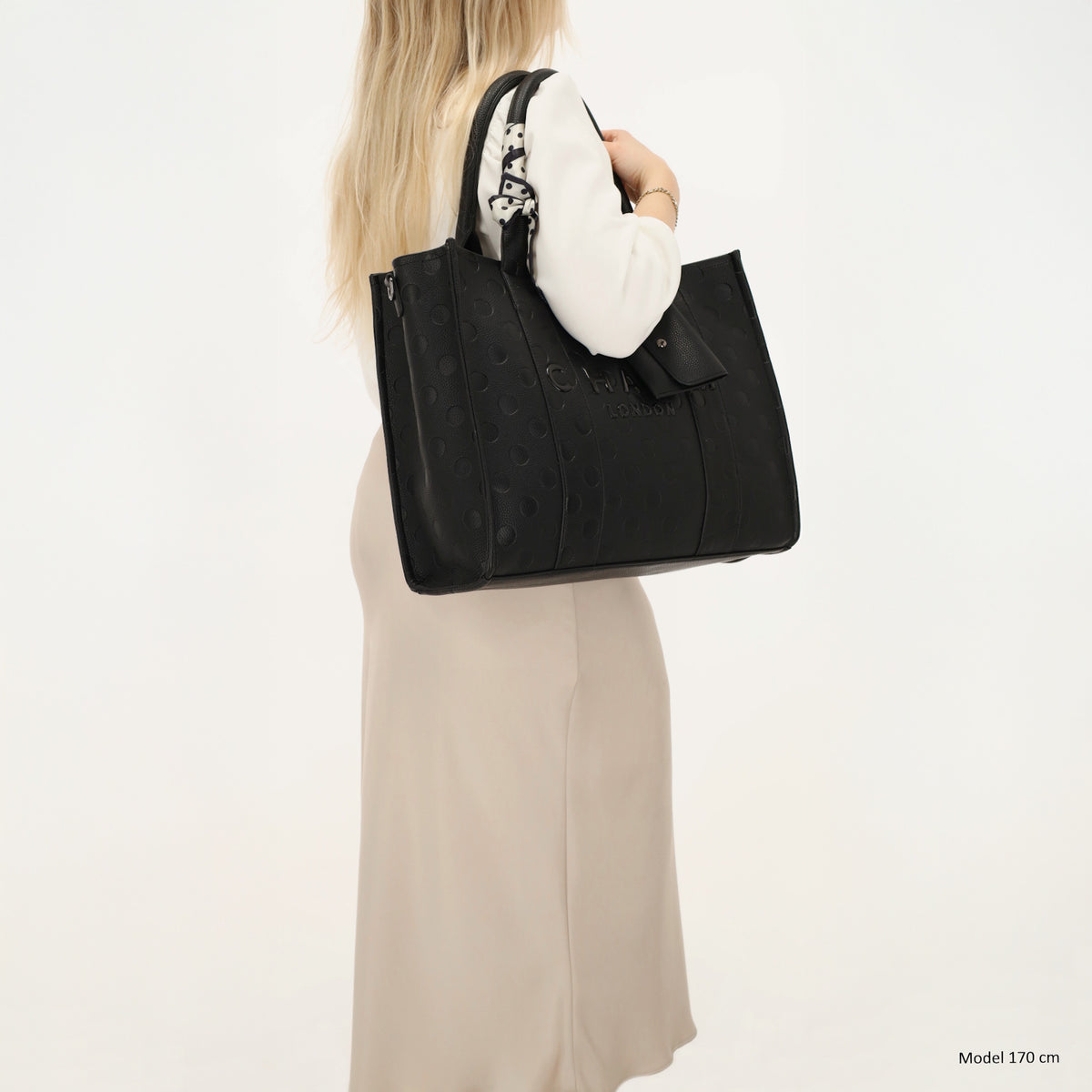 Bond Avenue - 15.6” Laptop Bag in Black with Polka Dot Pattern
