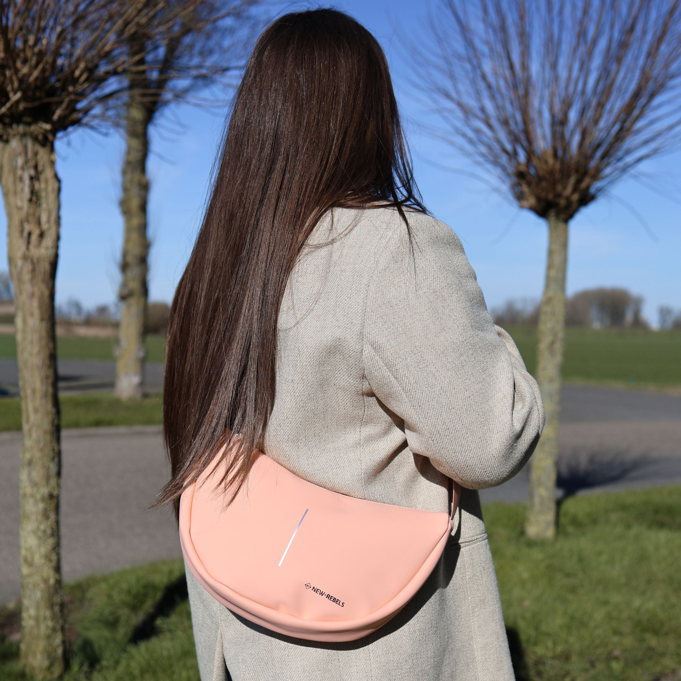 Branson - Half Moonbag coral