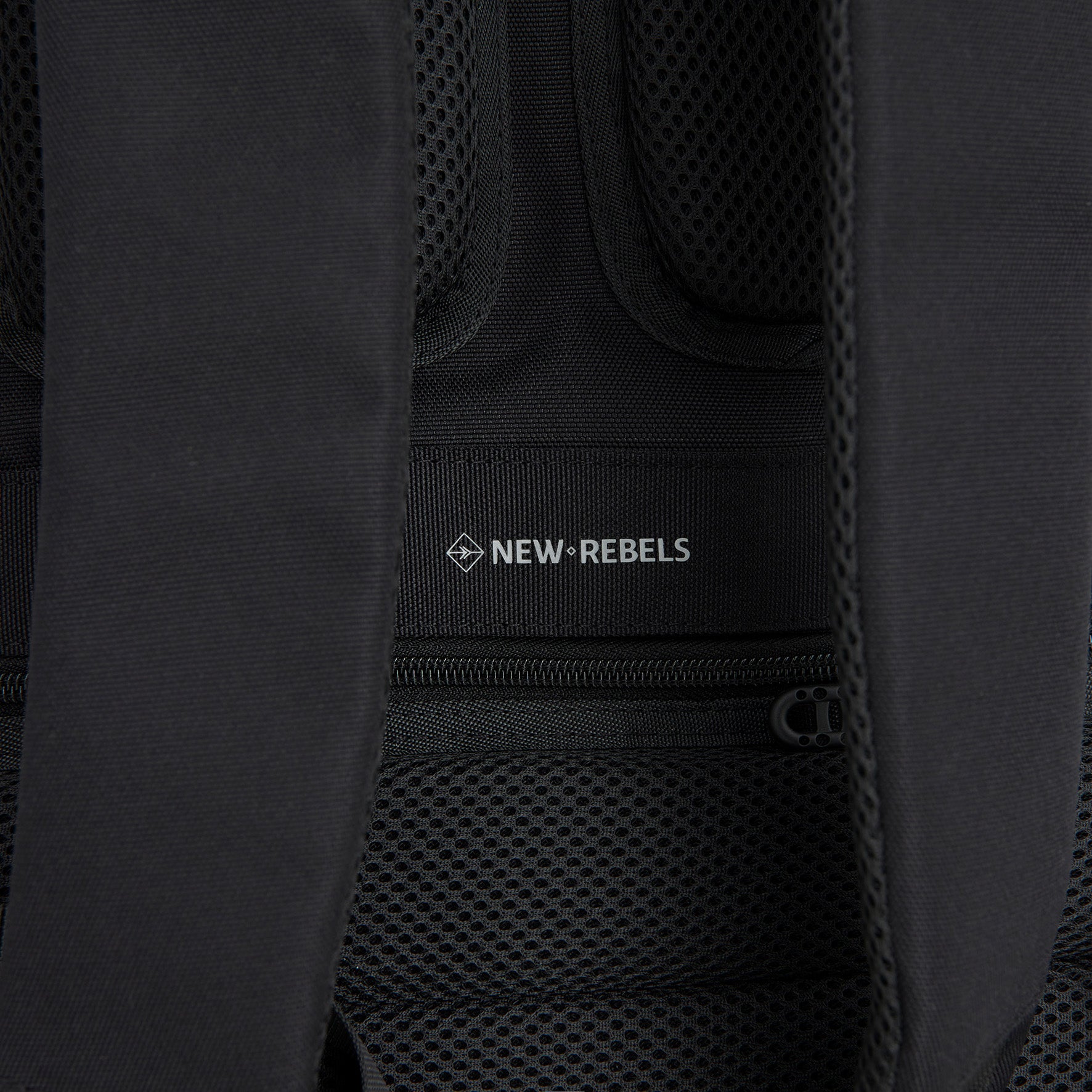 Valor Backpack 'Westerly' 21L black