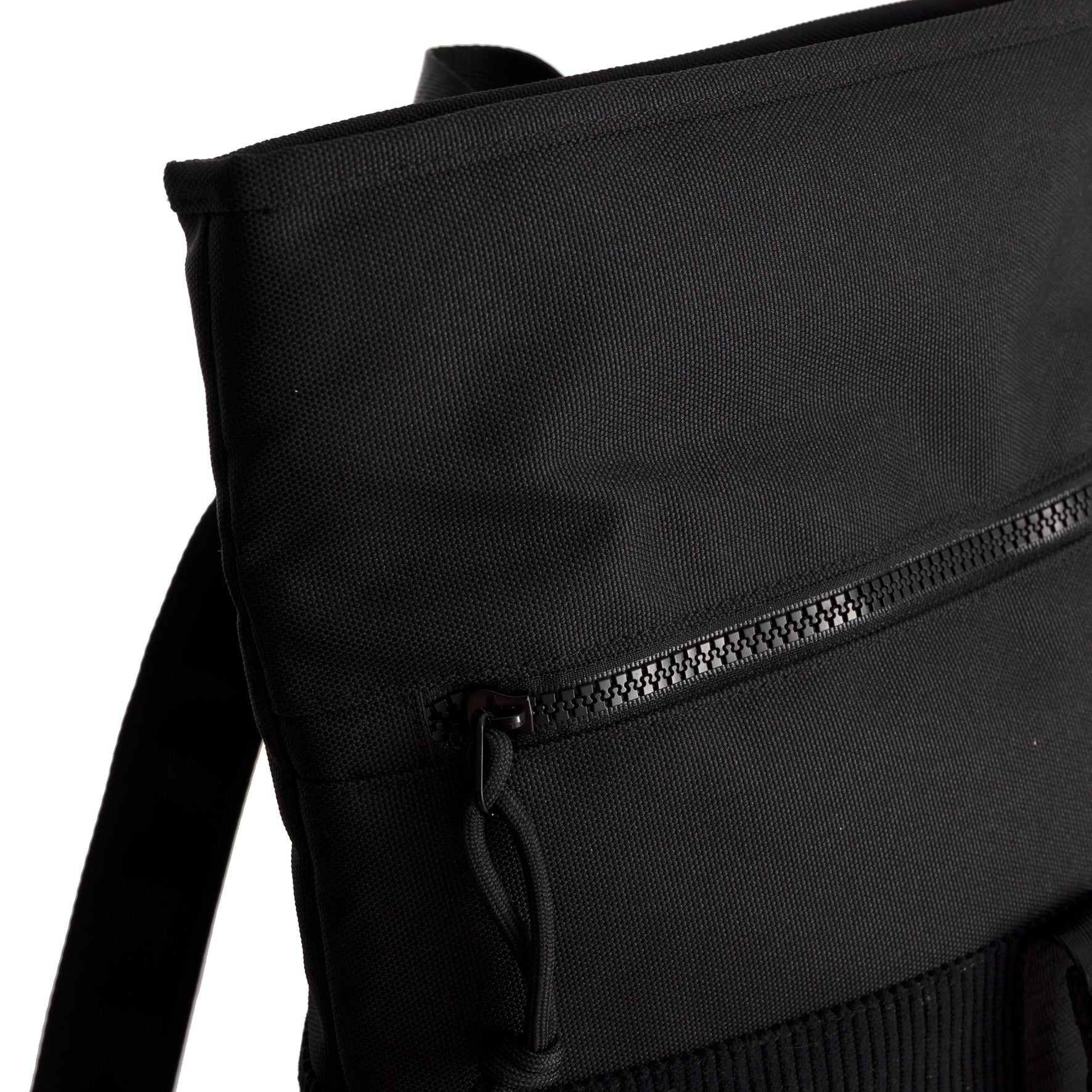 Ribbi - Rolltop backpack 'Los Angeles' mini black 7L