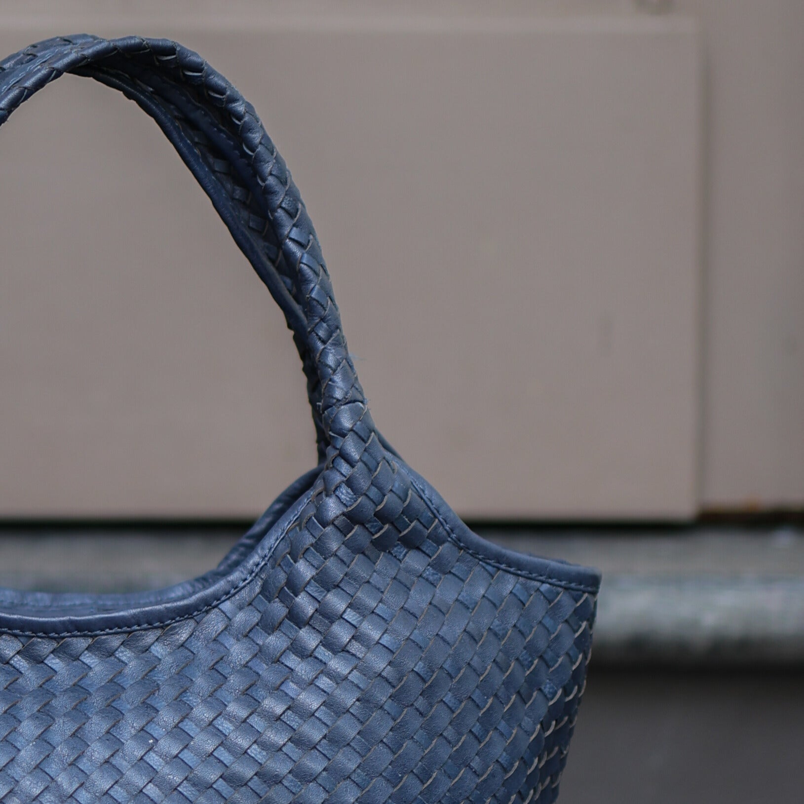 Braided hand/shoulder bag 'Juliëtte' navy