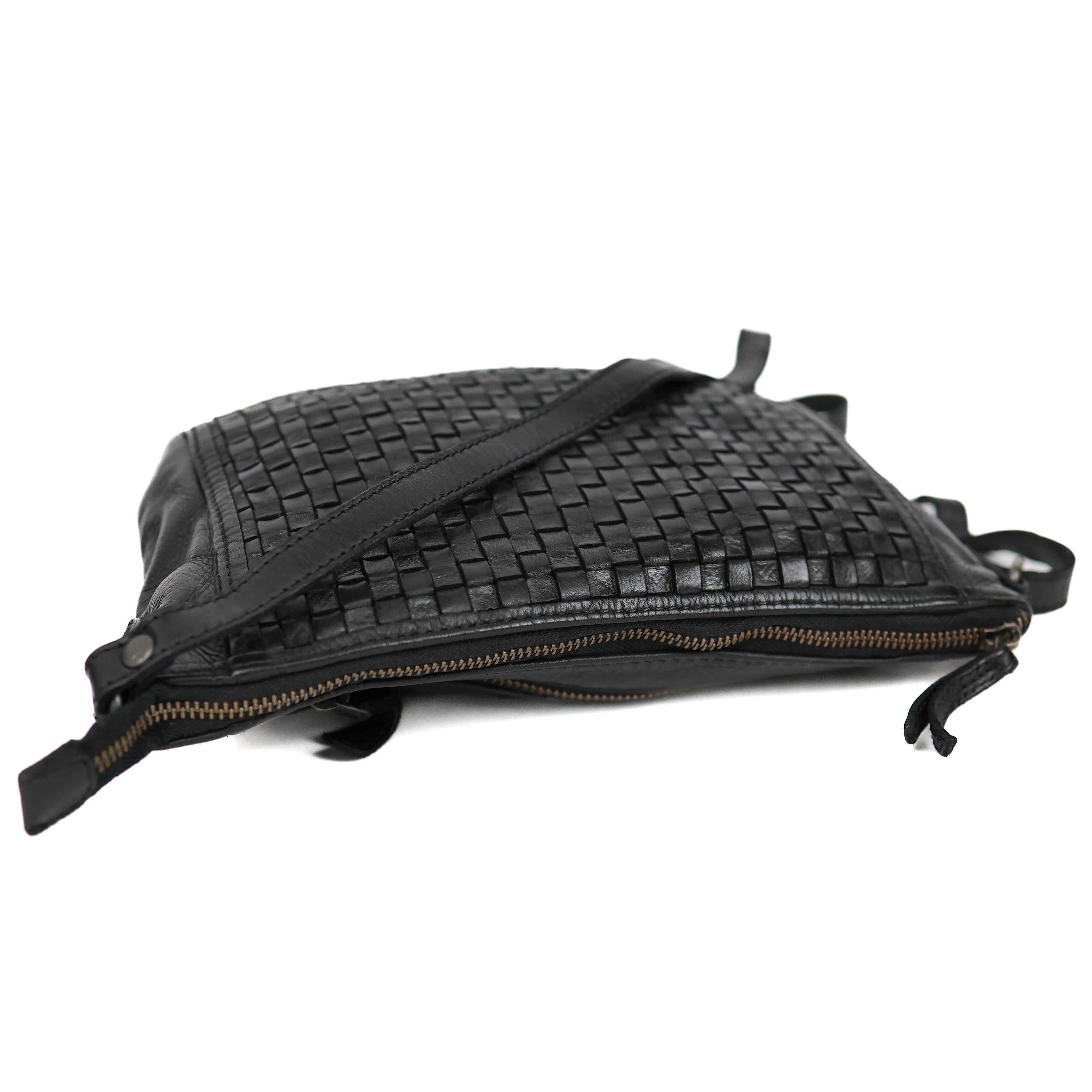 Small shoulder bag 'Myrna' braided black