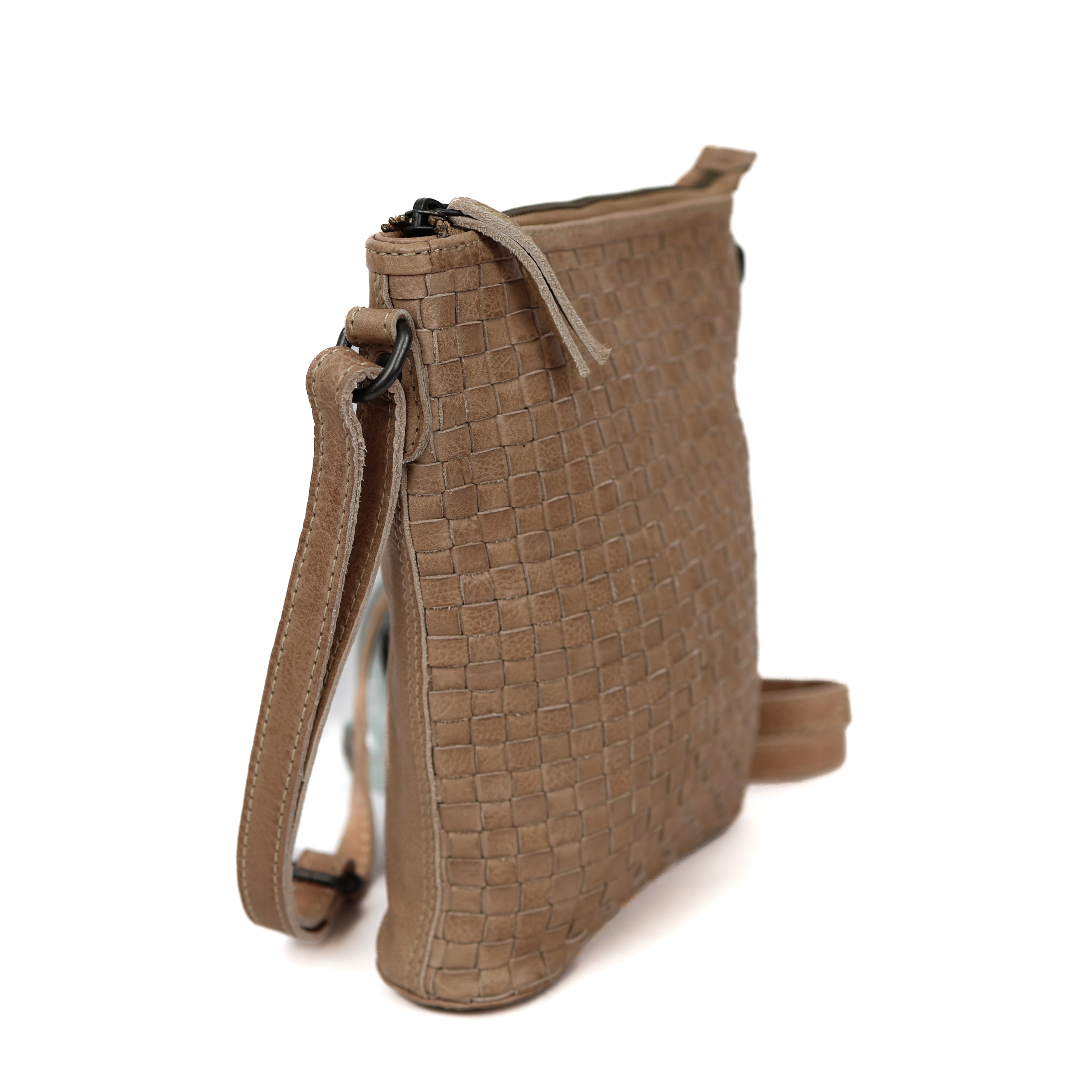 Klein schoudertasje 'Giulia' gevlochten beige