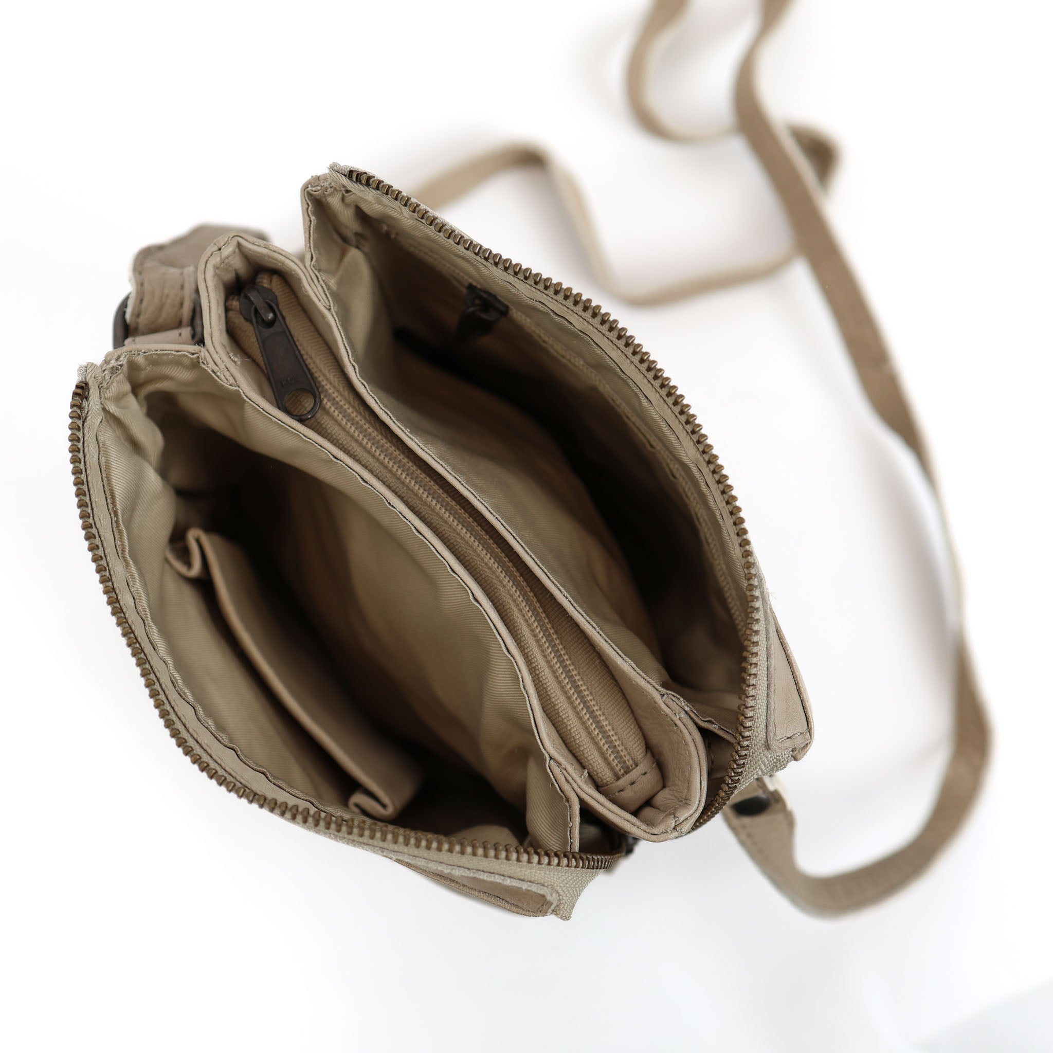 Klein schoudertasje 'Monique' silver mink