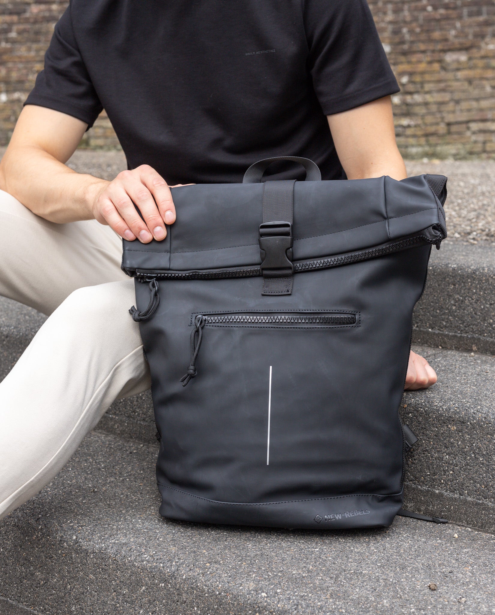 Water-repellent backpack 'Mart' black 16L