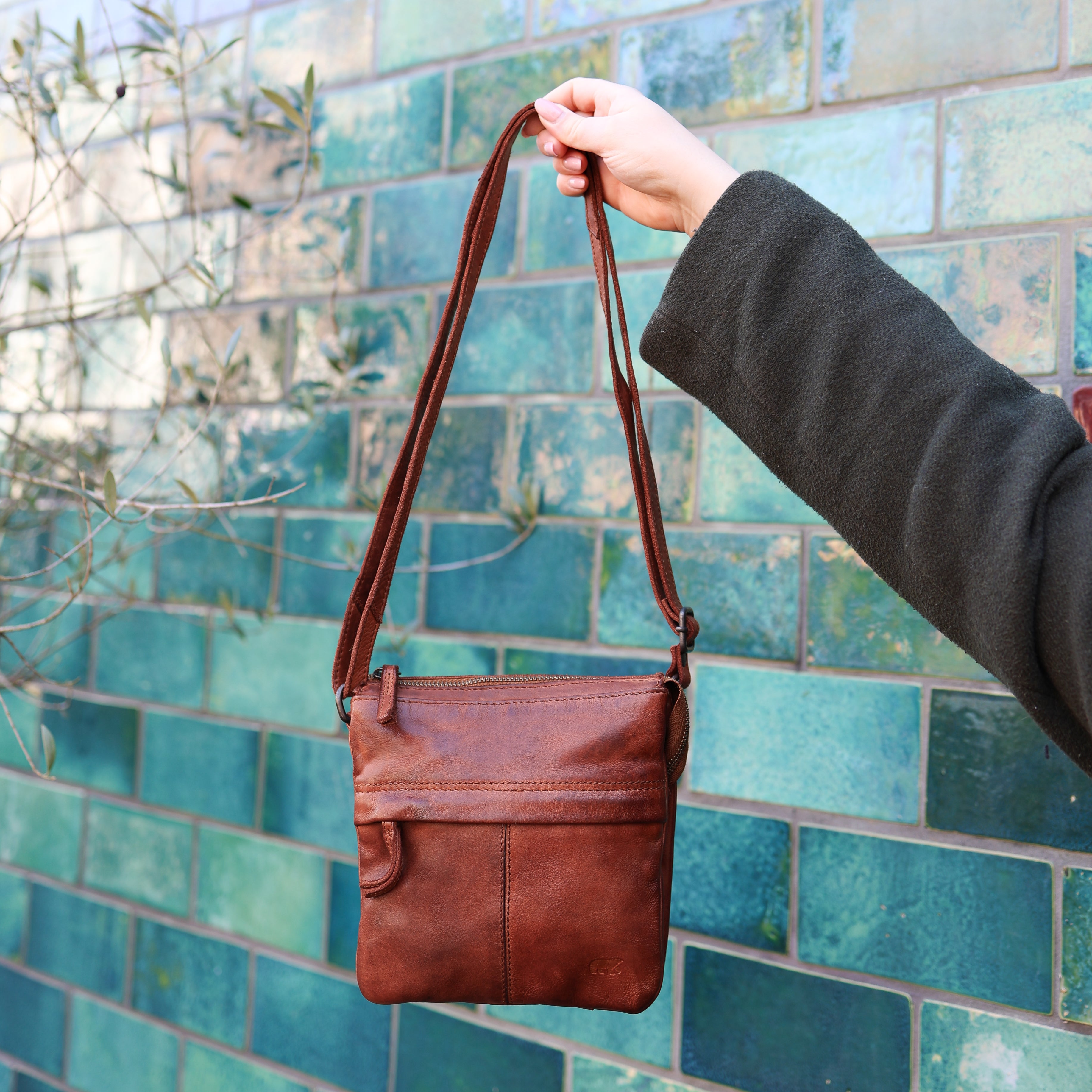 Klein schoudertasje 'Monique' pewter