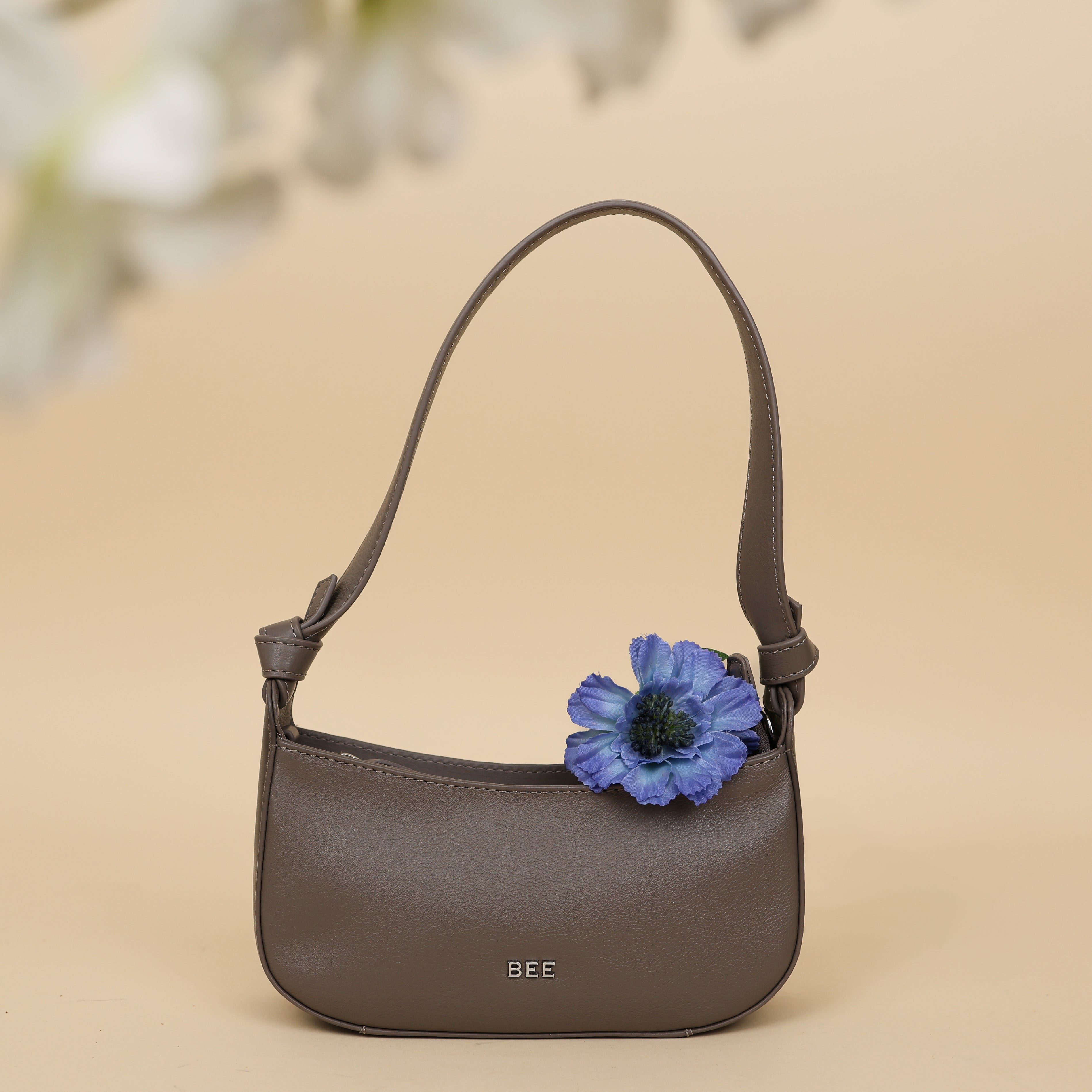 Hand/shoulder bag 'Ruby' Silver Mink