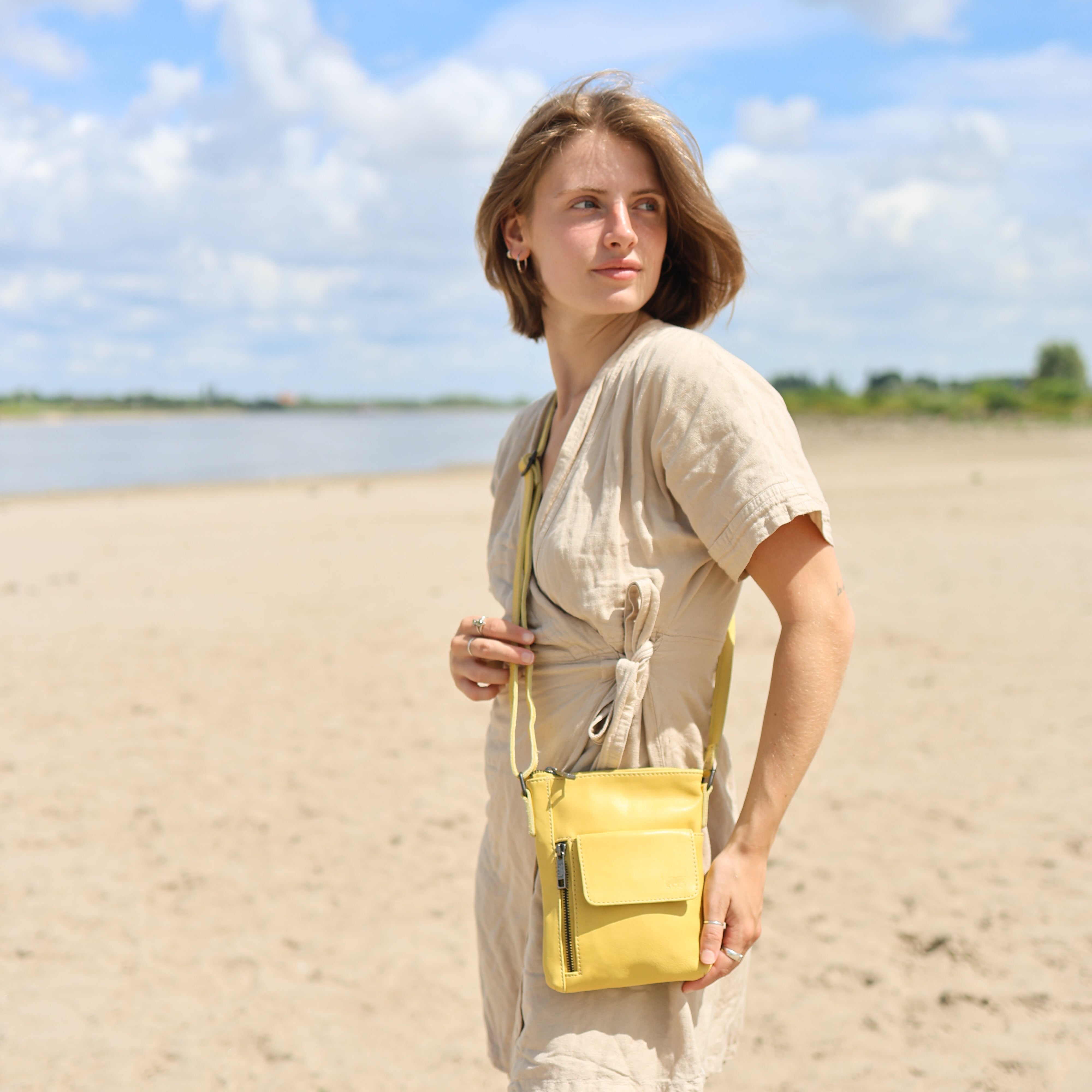 Shoulder bag 'Davide' butter yellow