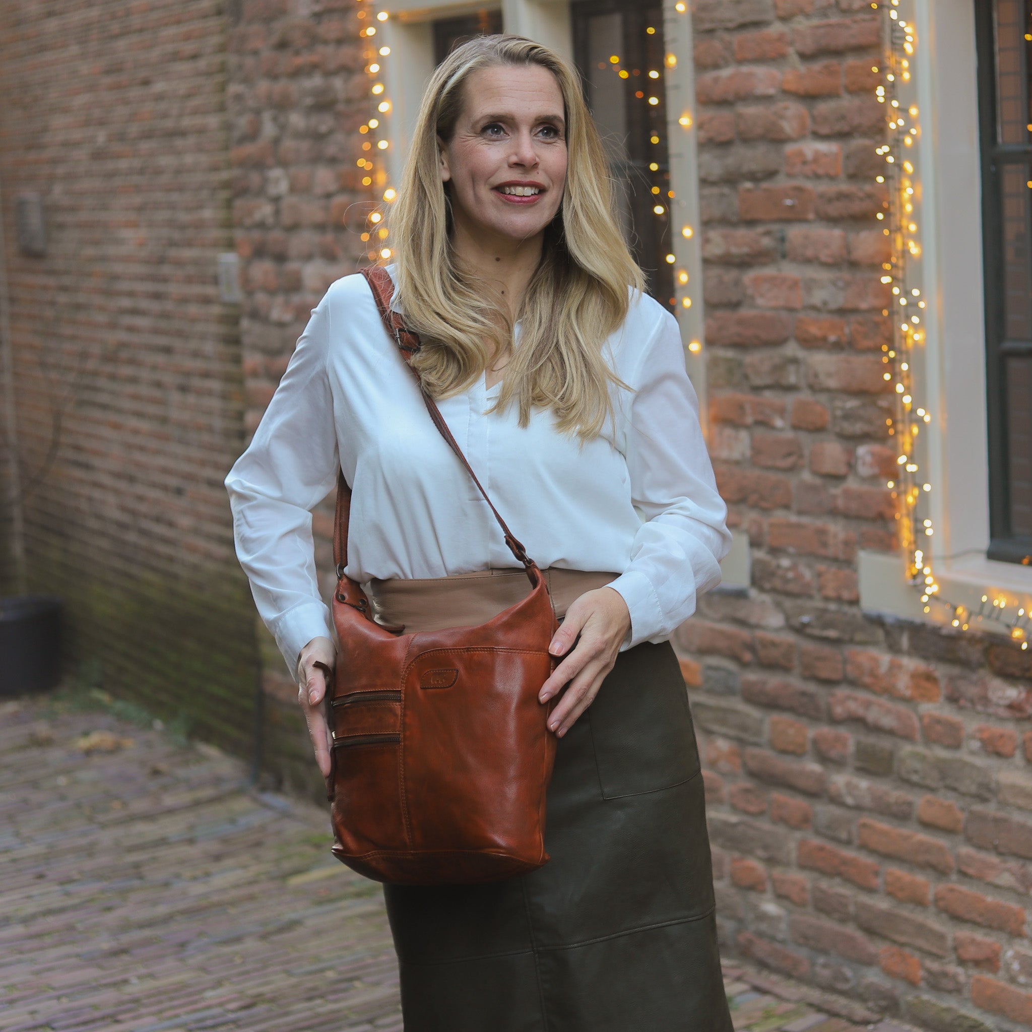 Shoulder bag 'Frieda' cognac