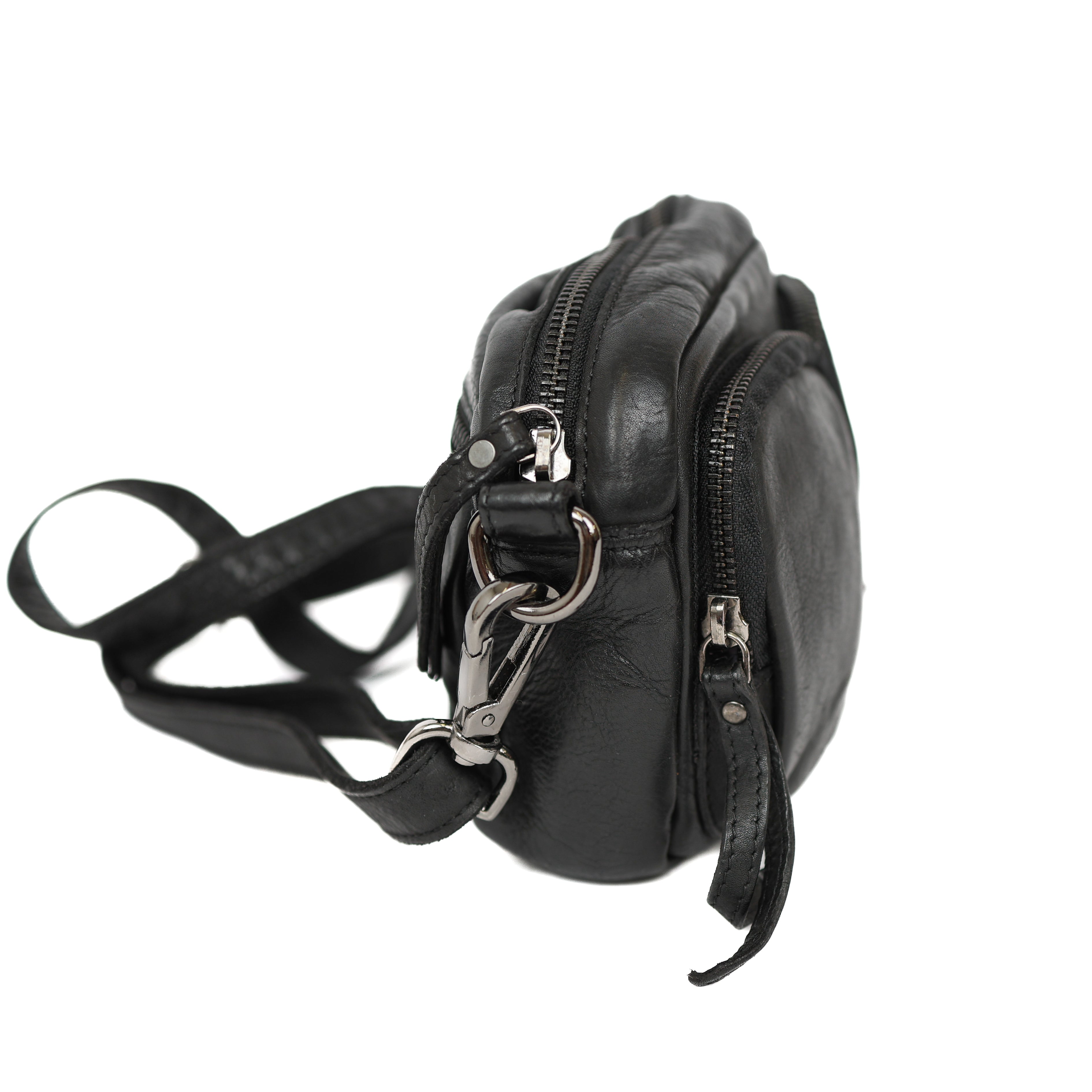 Small shoulderbag with front pockets 'Amber' black