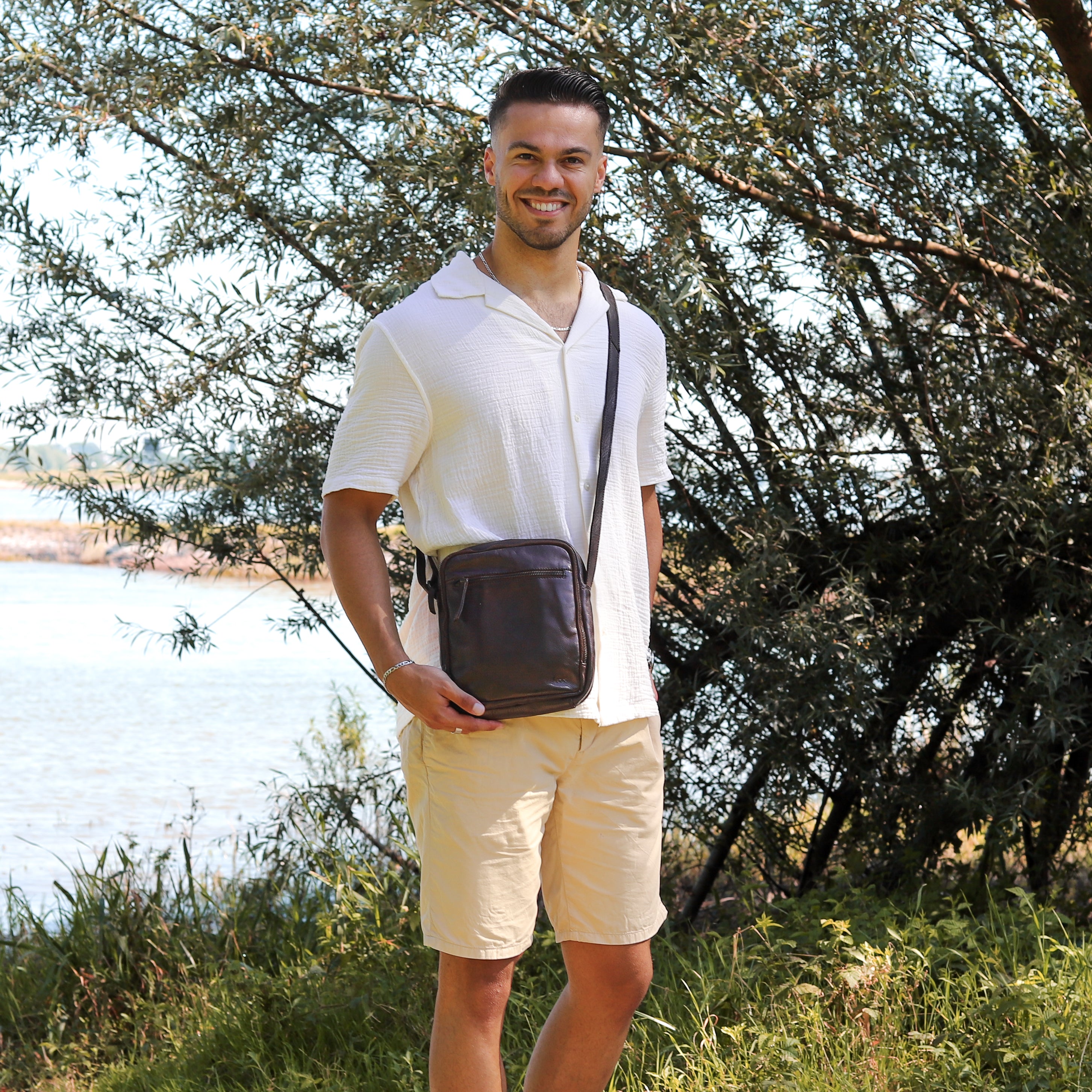 Shoulder bag 'Luz' beige