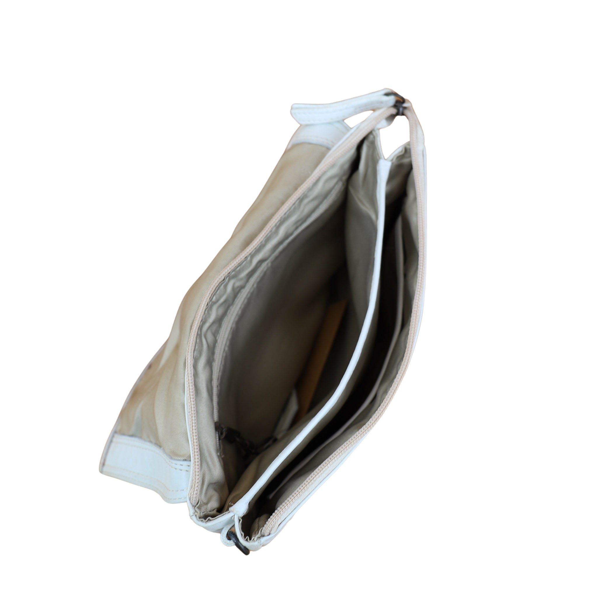 Enveloptas 'Femke' dirty white