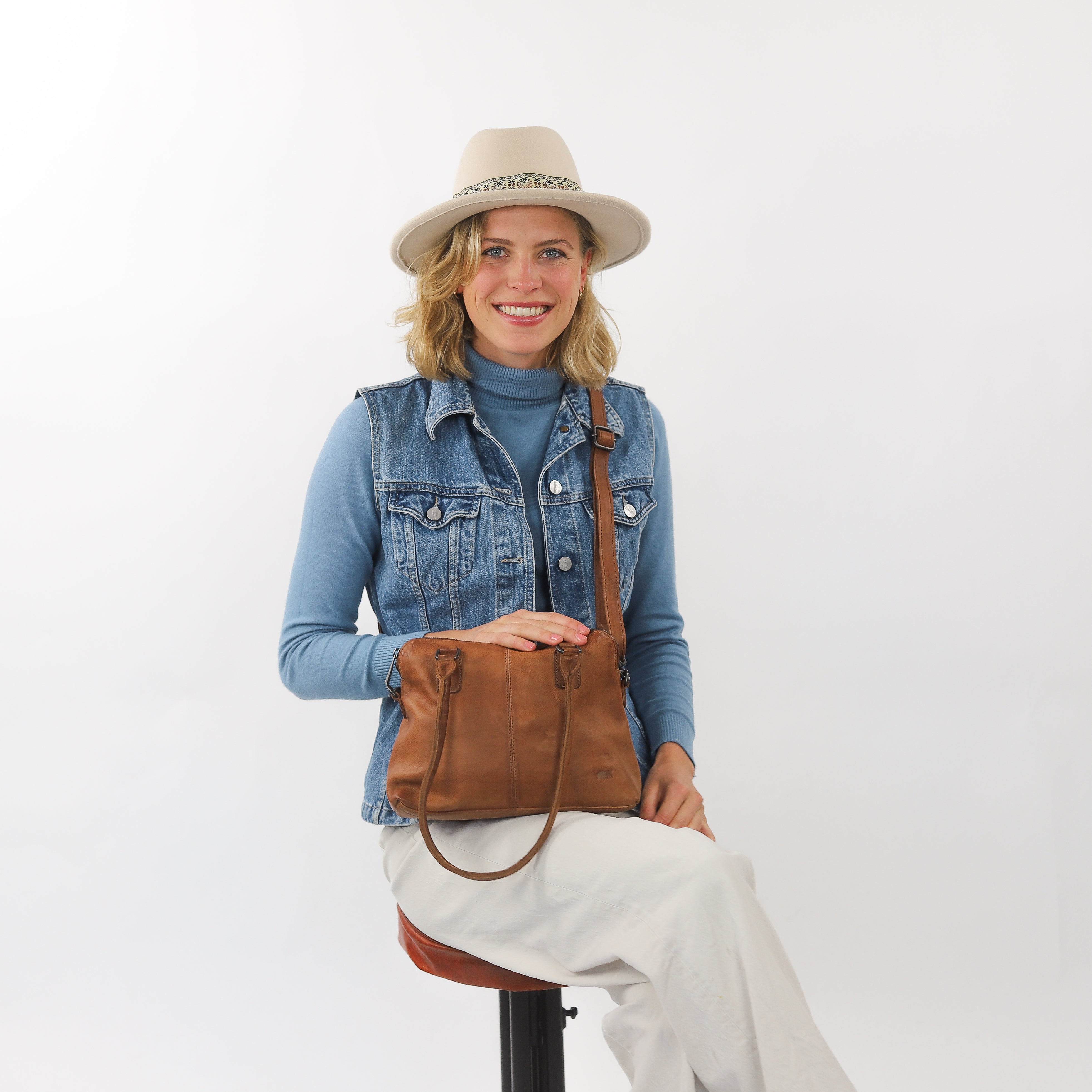 Hand/shoulder bag 'Petra' brick