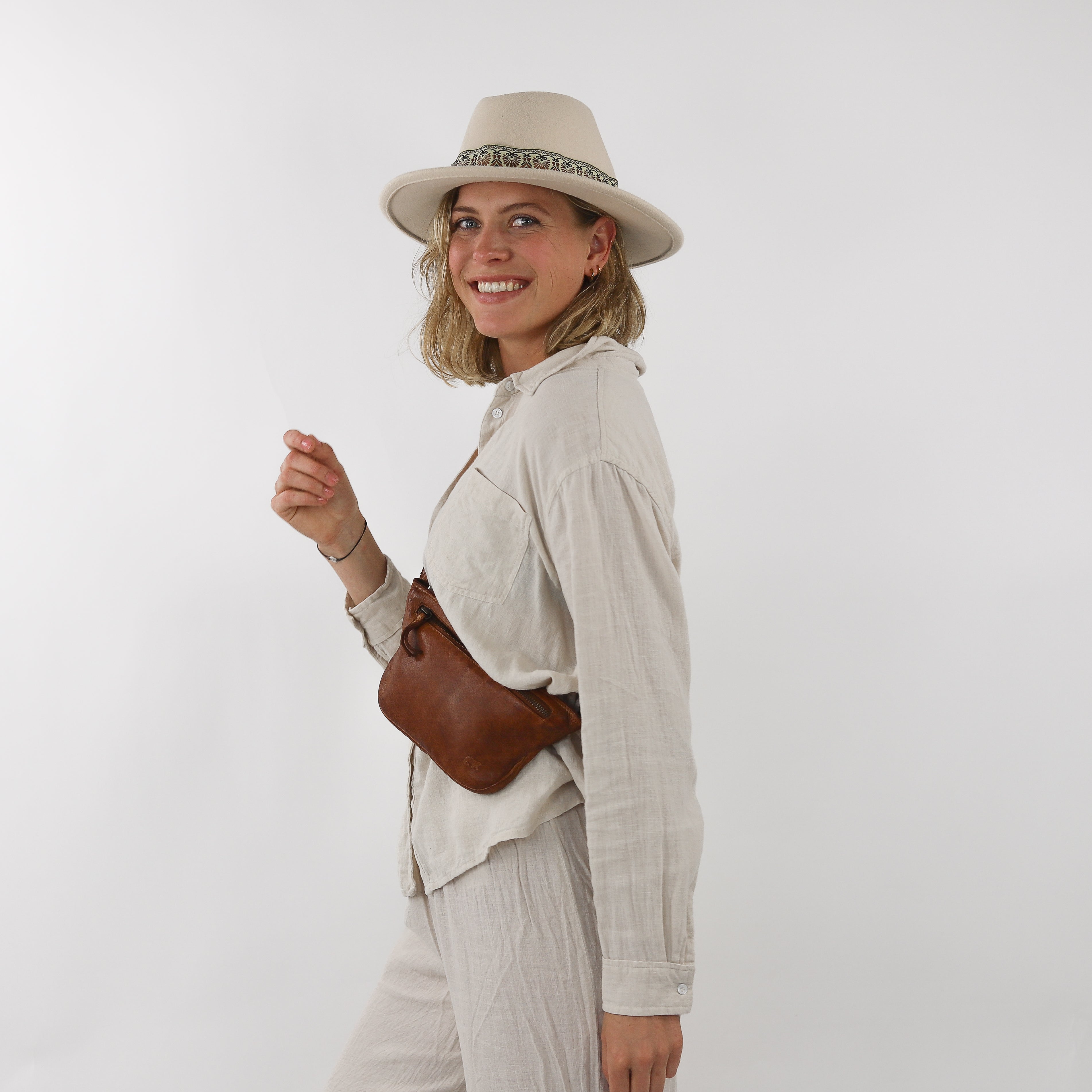 Belt bag 'Emmi' cognac - CL 36063
