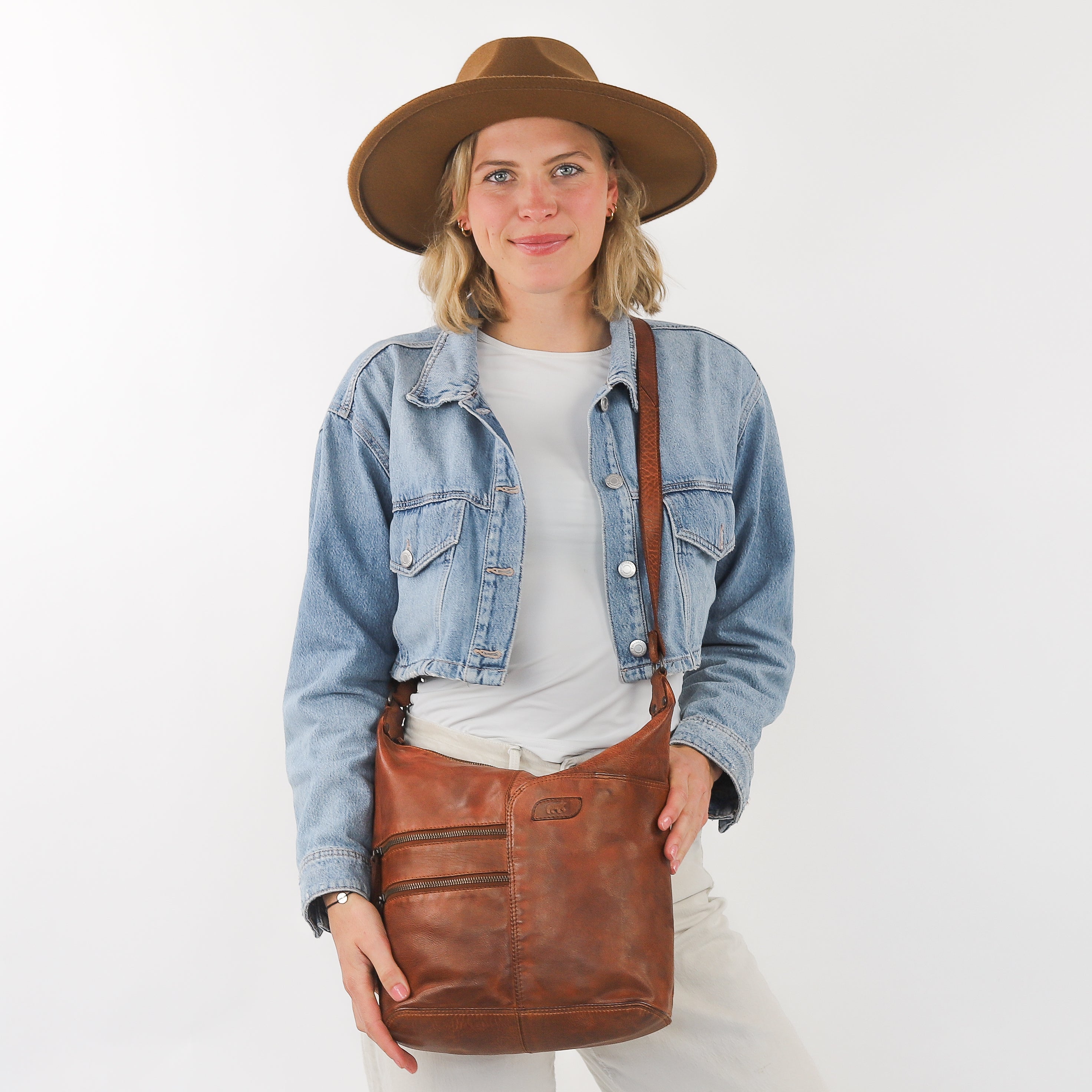 Shoulder bag 'Frieda' beige