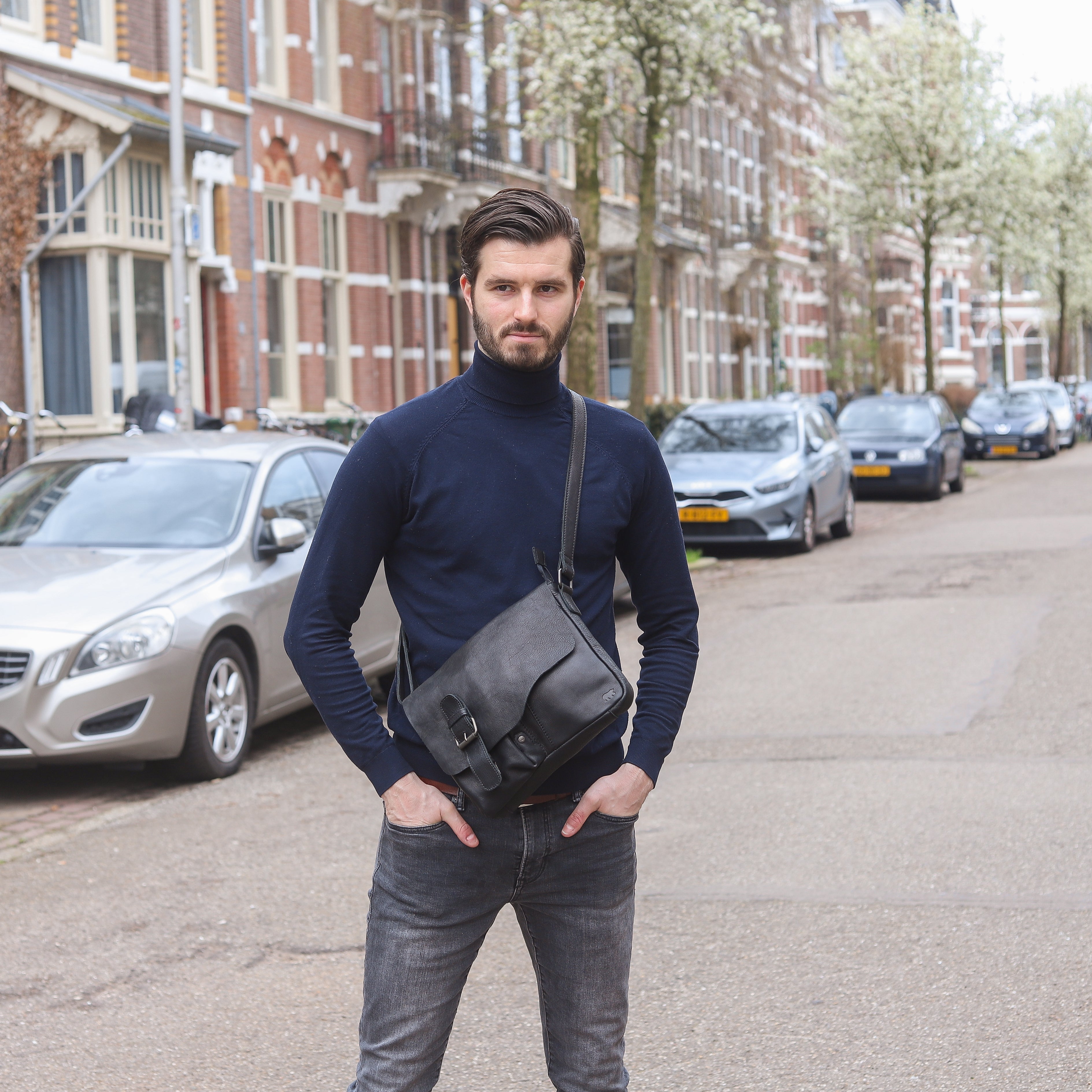 Shoulder bag 'Lauro' black