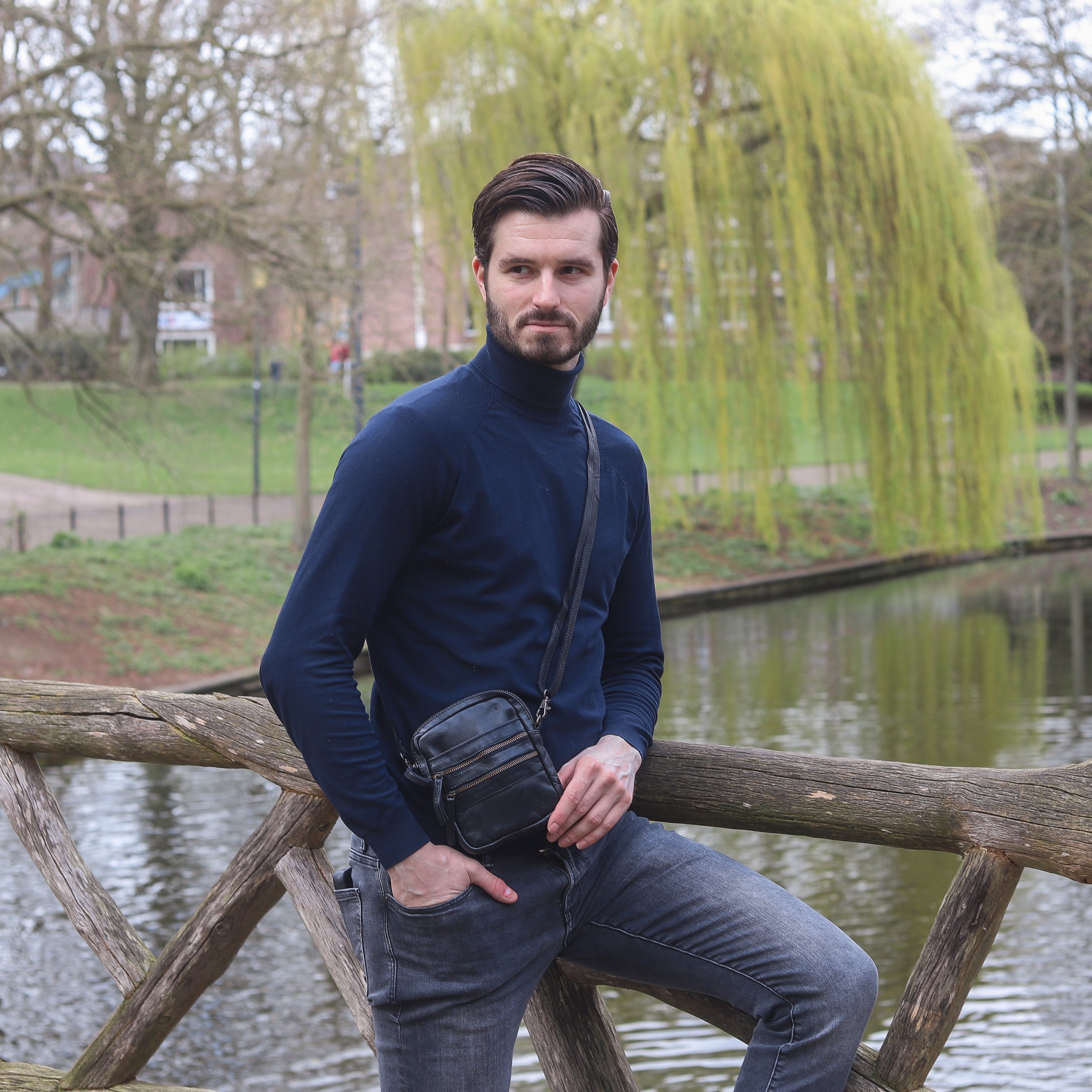 Schoudertasje 'Vikas' Dirty White