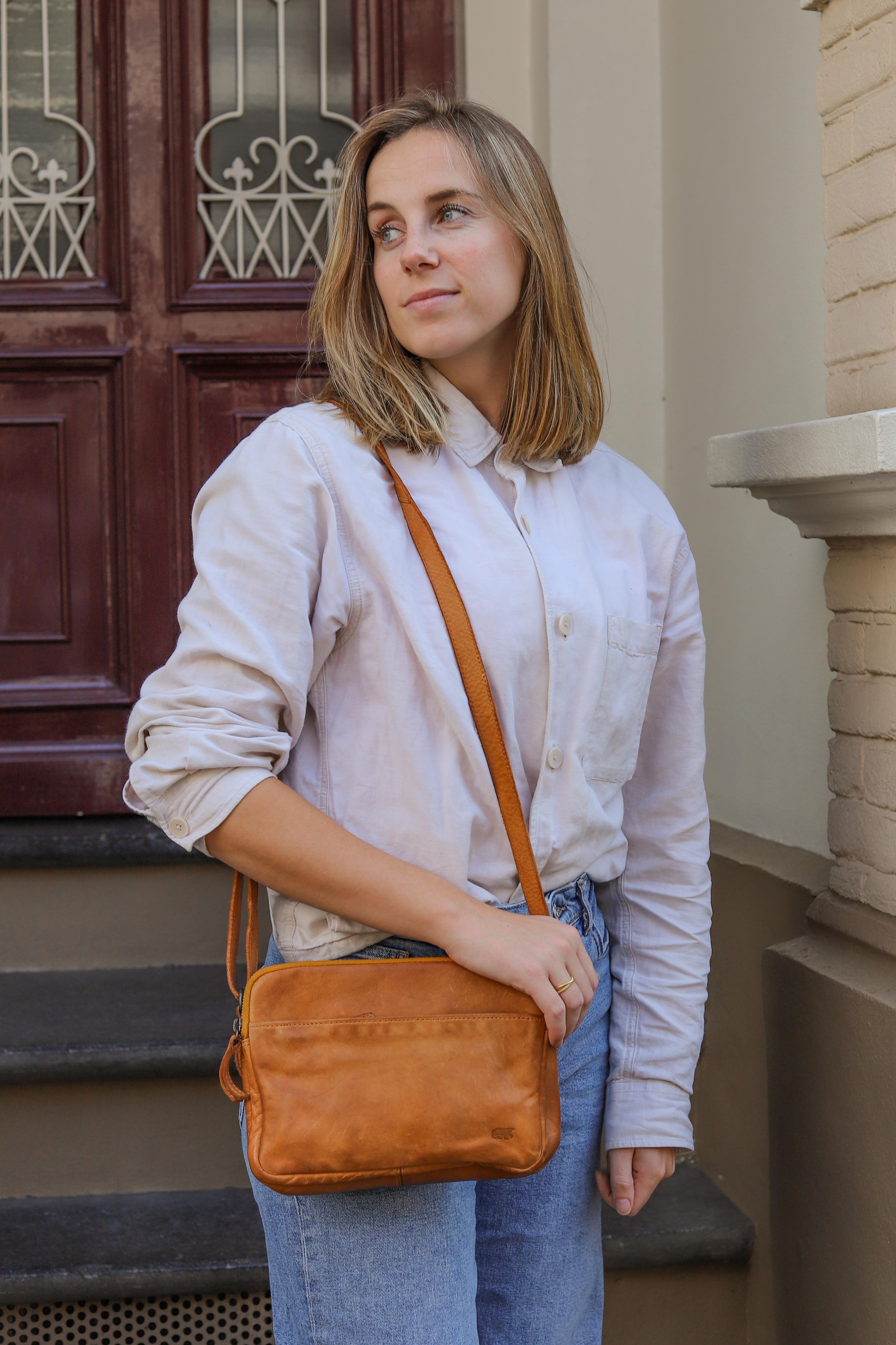 Shoulder bag 'Vieve' yellow
