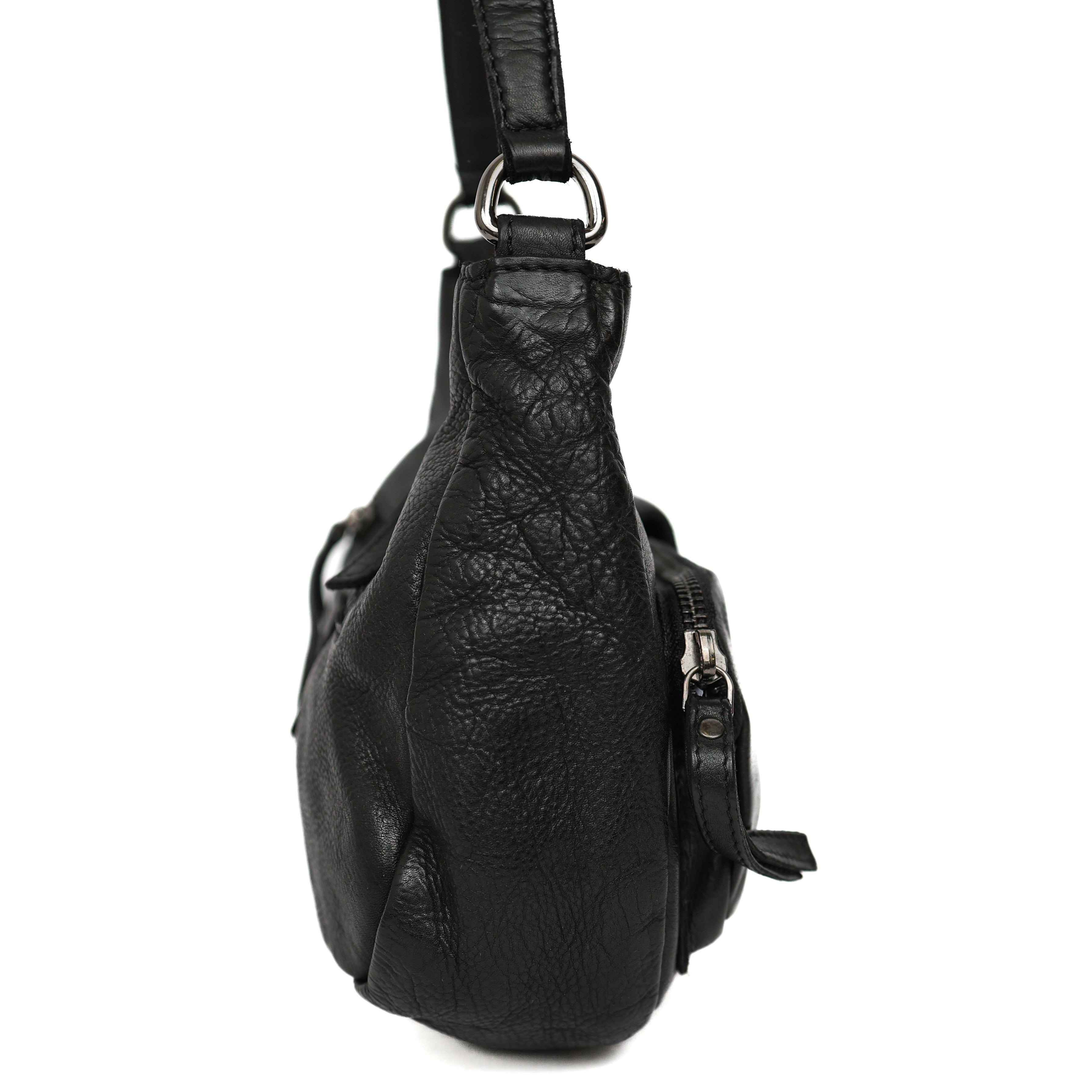 Hand/shoulderbag with front pockets 'Nienke' black