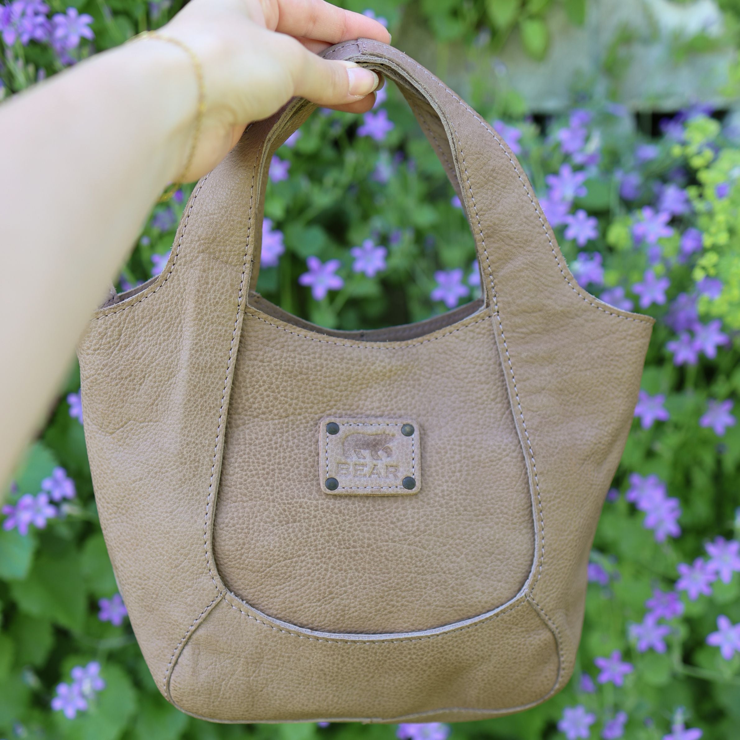 Small hand/shoulder bag 'Carol' black
