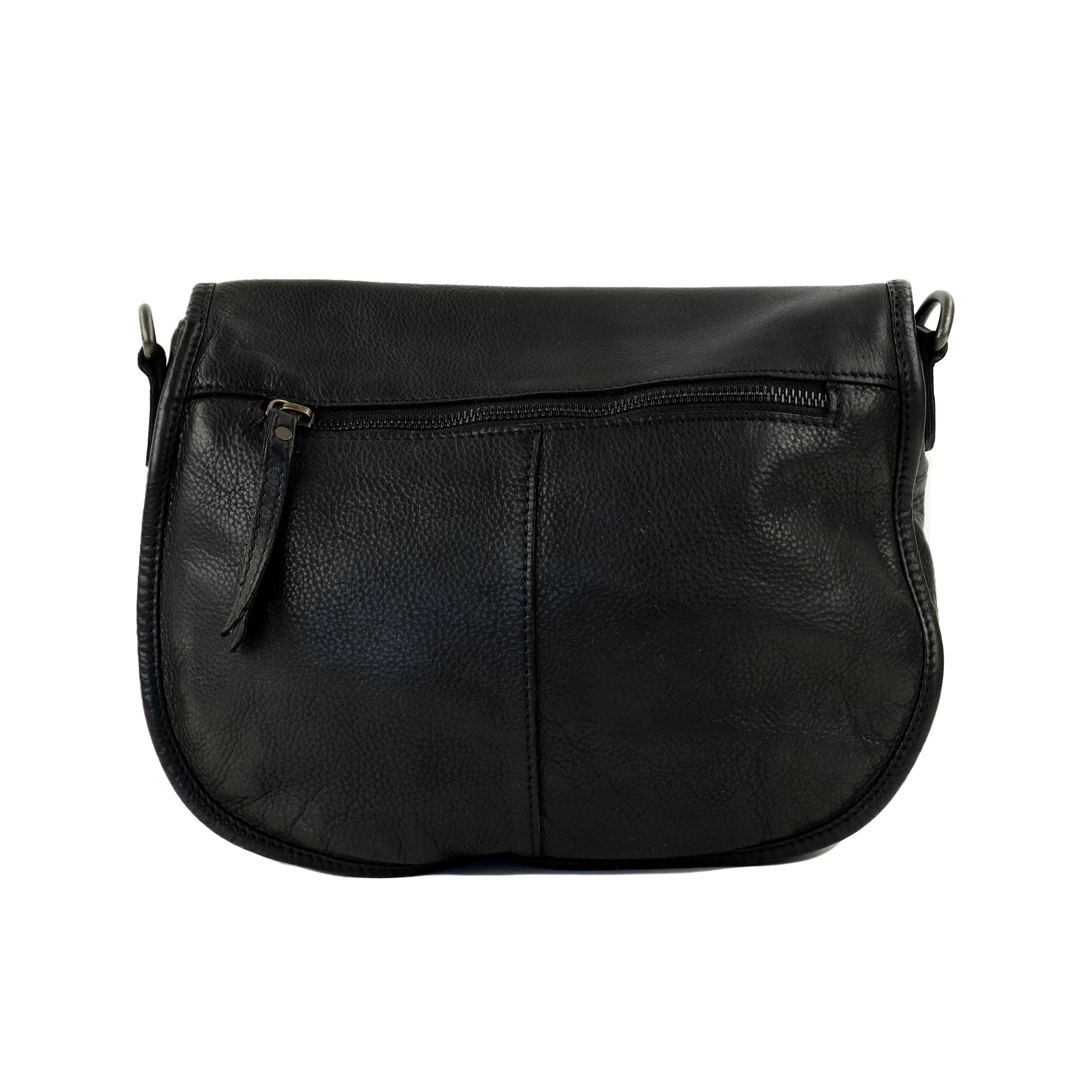 Shoulder bag with flap 'Roxanne' black