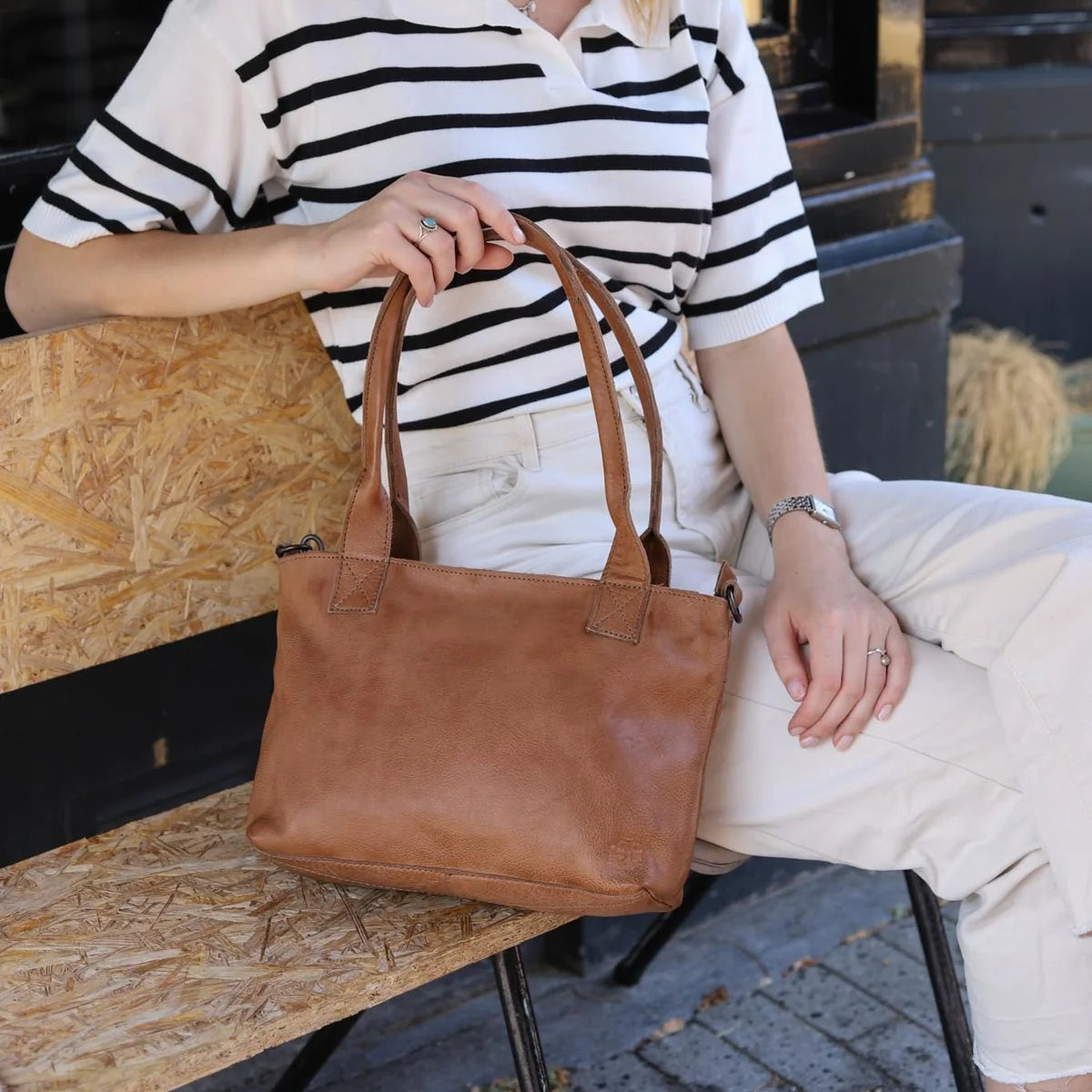 Hand/shoulderbag 'Katya' feather