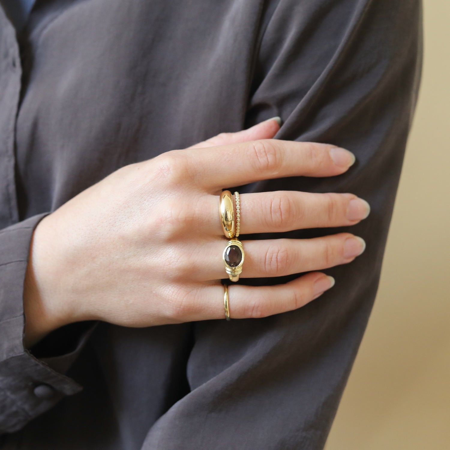 Eva Smoky Statement Ring