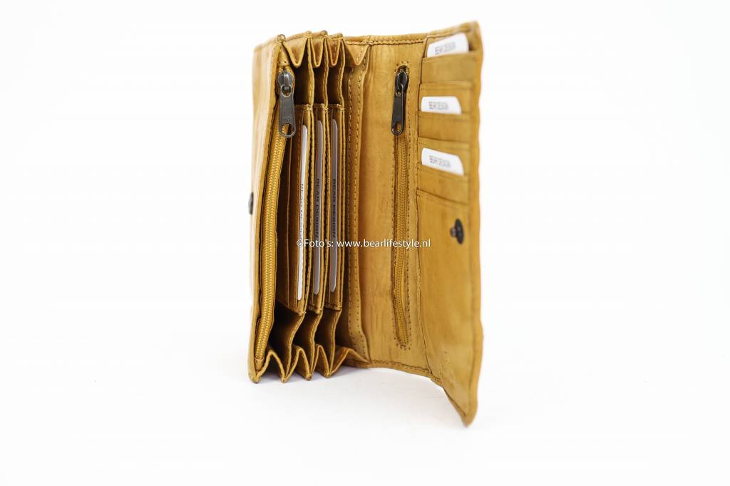 Wrap wallet 'Noor' yellow ocher - CL 9918