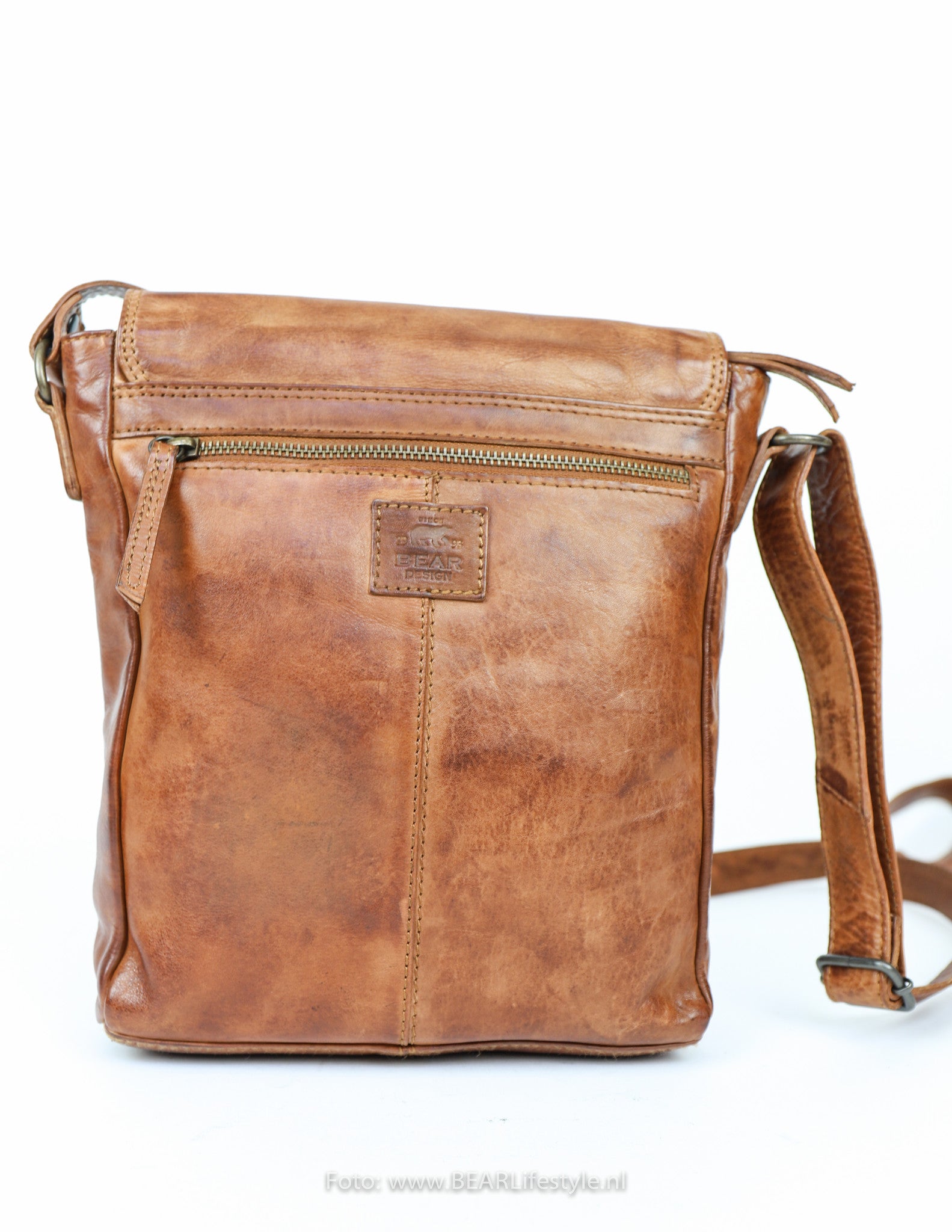 Shoulder bag 'Dirk' cognac - CL 40025