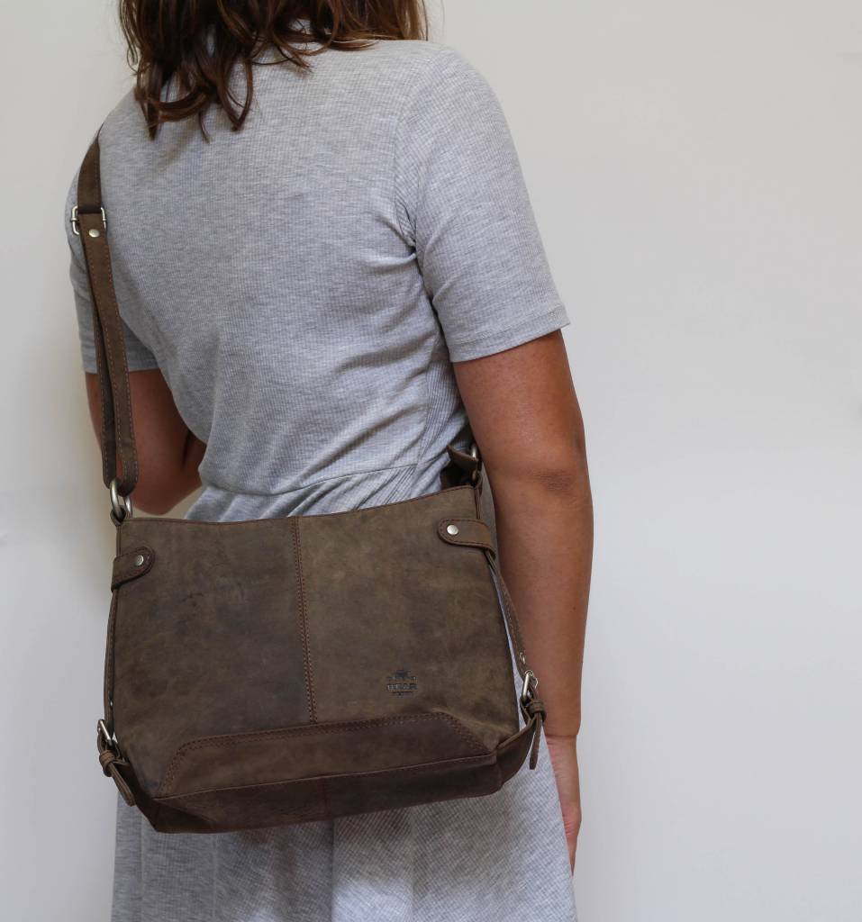 Shoulder bag 'Petra' Dark brown