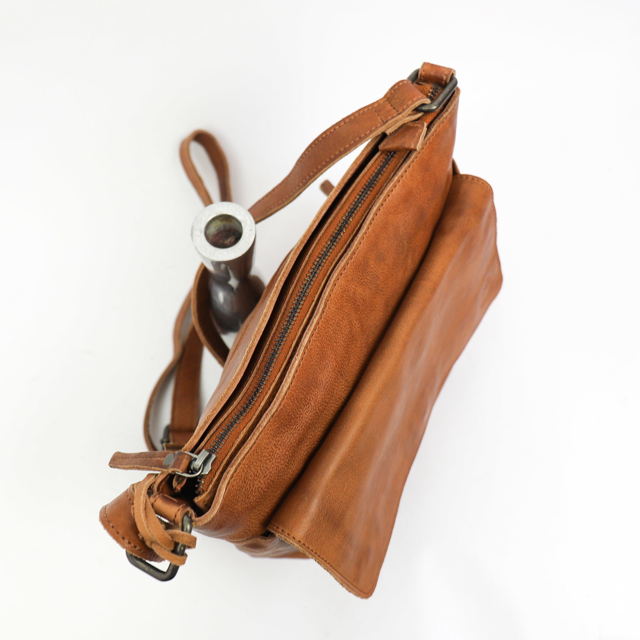 Schoudertas 'Rai' cognac - CP 6007