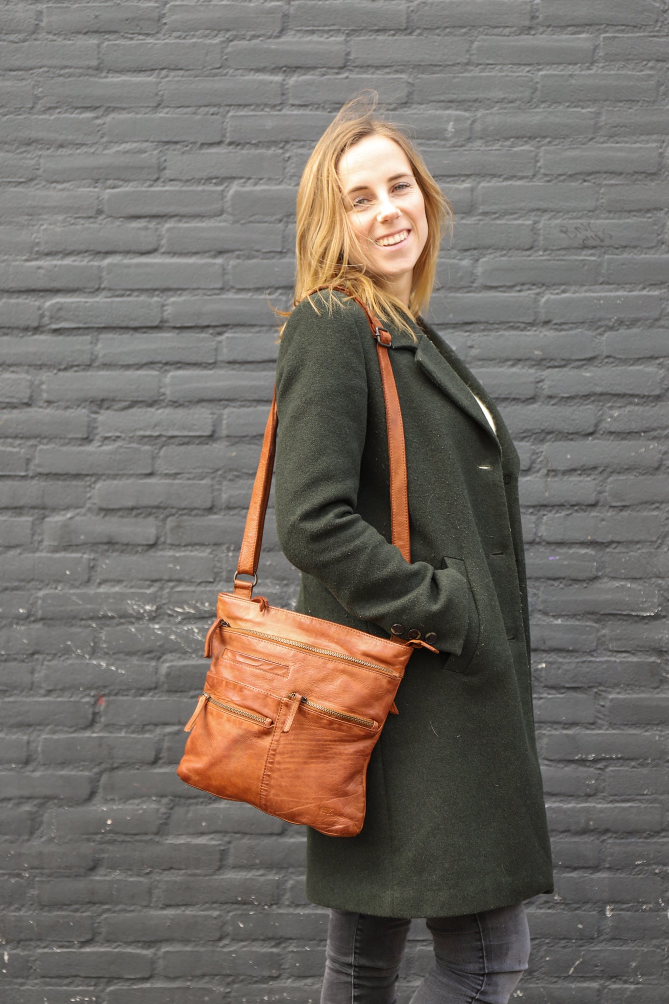 Shoulder bag 'Yara' cognac