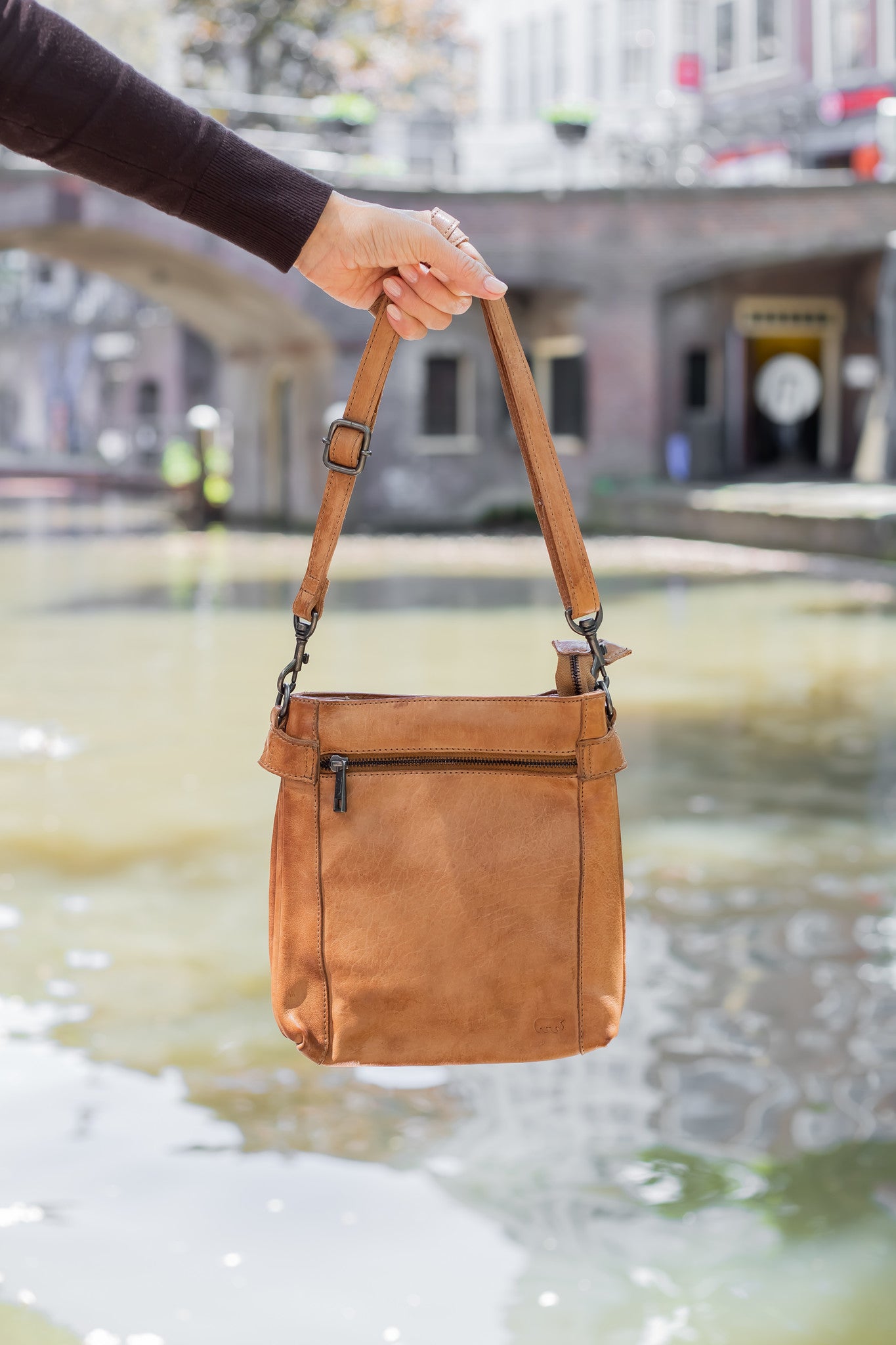 Shoulder bag 'Teppie' taupe - CP 2220