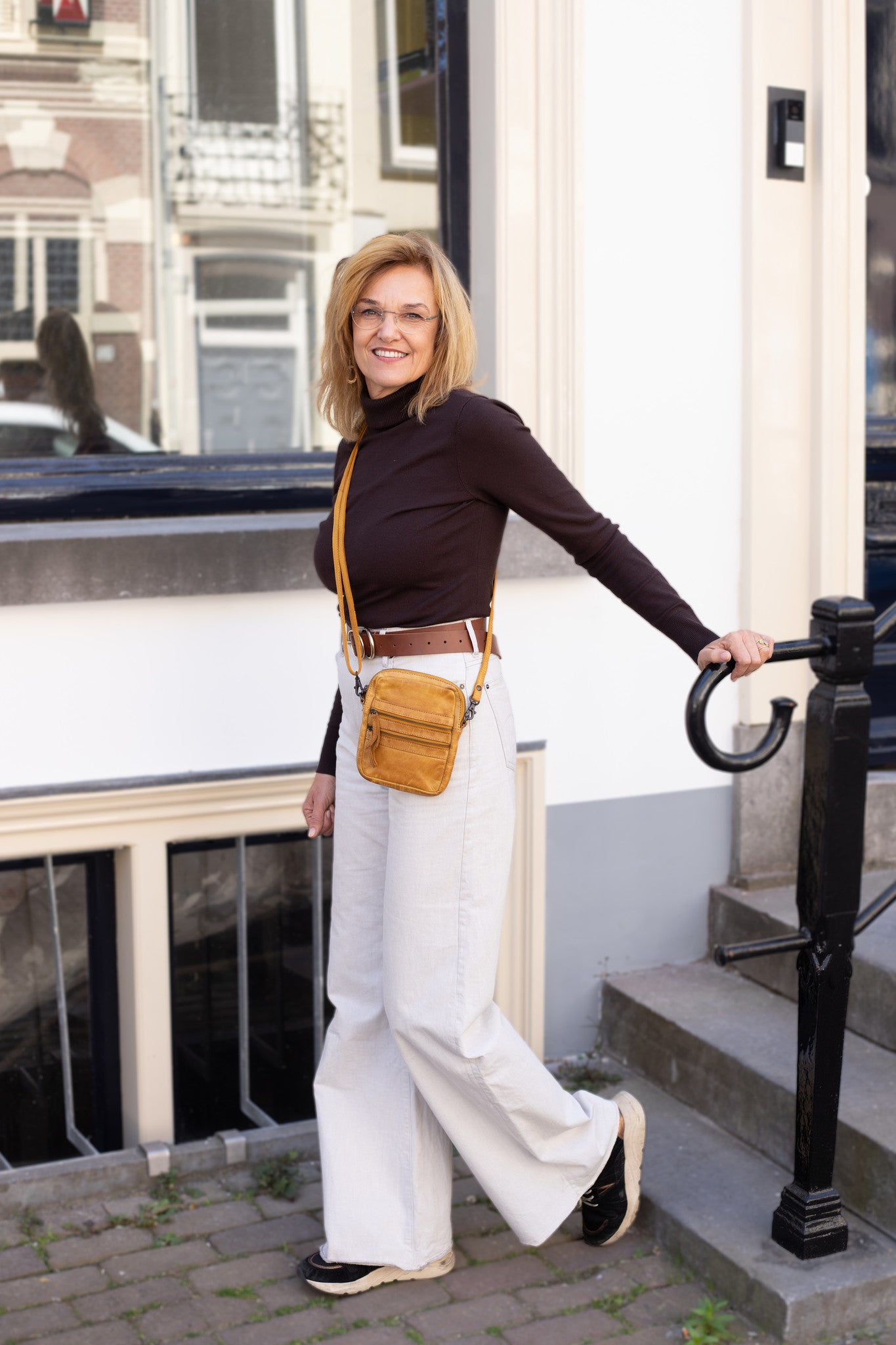 Shoulder bag 'Vikas' ocher yellow - CL 3701