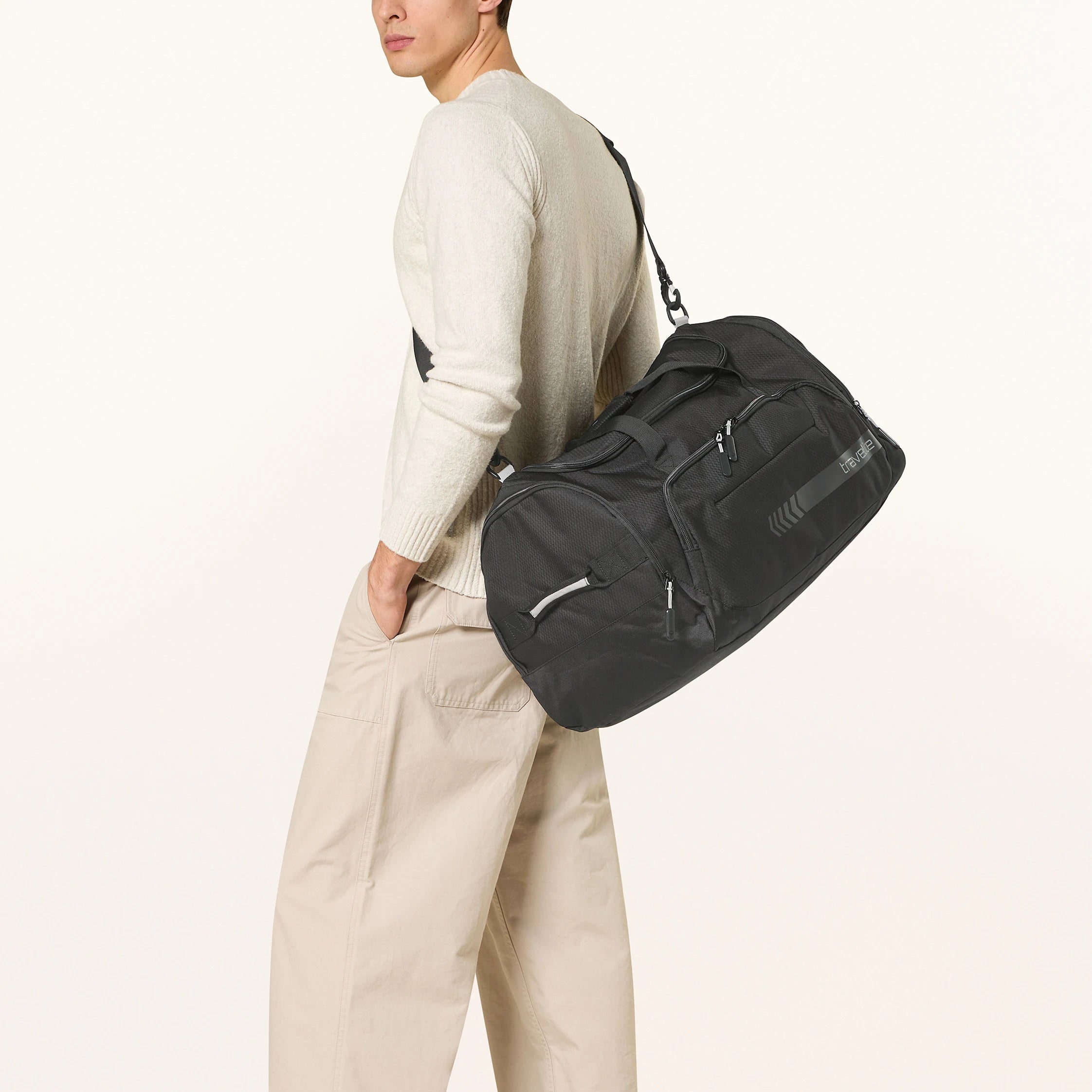 Kick Off Duffle M black