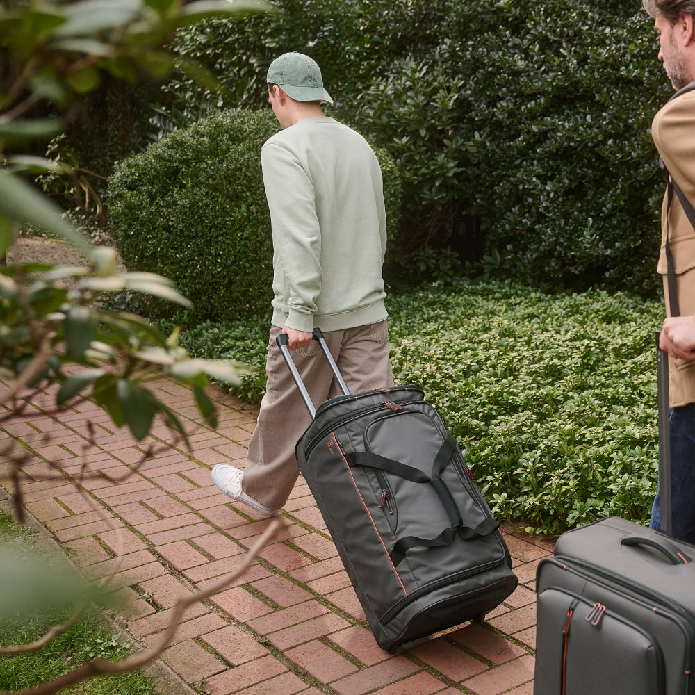 Crosslite - Weekend/Travel bag with wheels L - nature