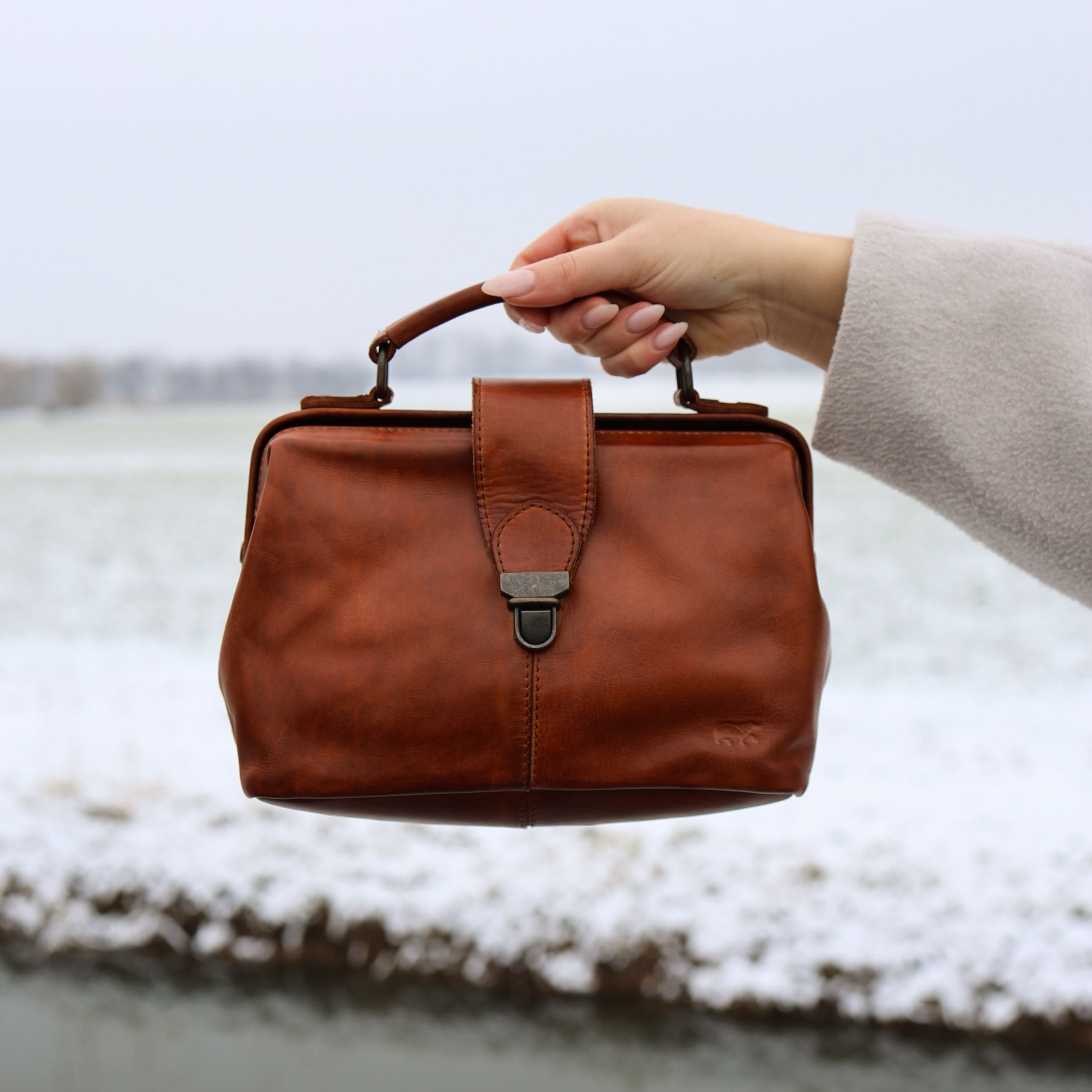 Mini doctor's bag 'Julia' M cognac