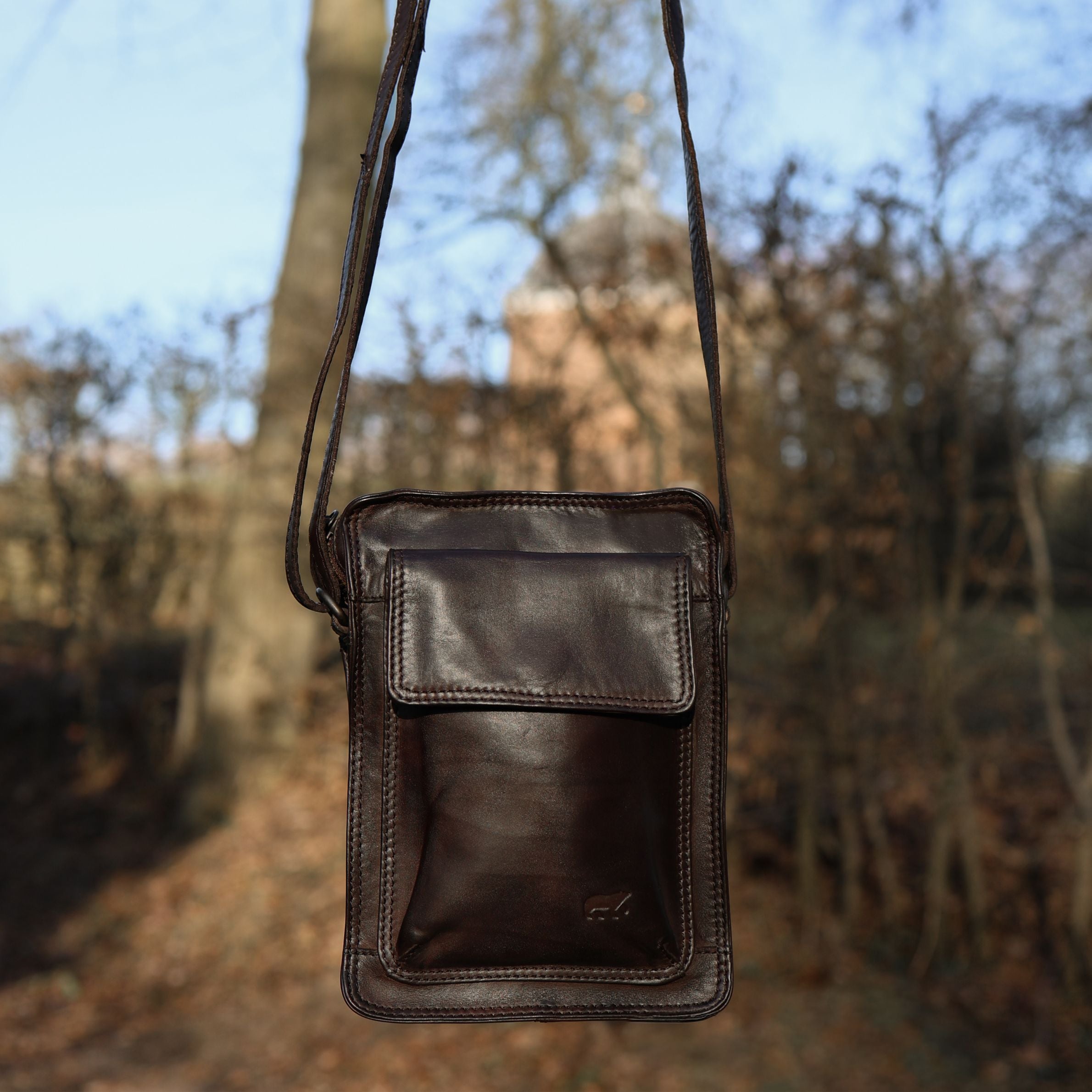 Shoulder bag 'Carmen' dark brown