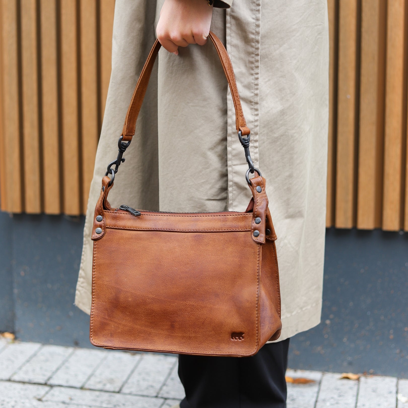 Hand/shoulder bag 'Clemens Mini' cognac