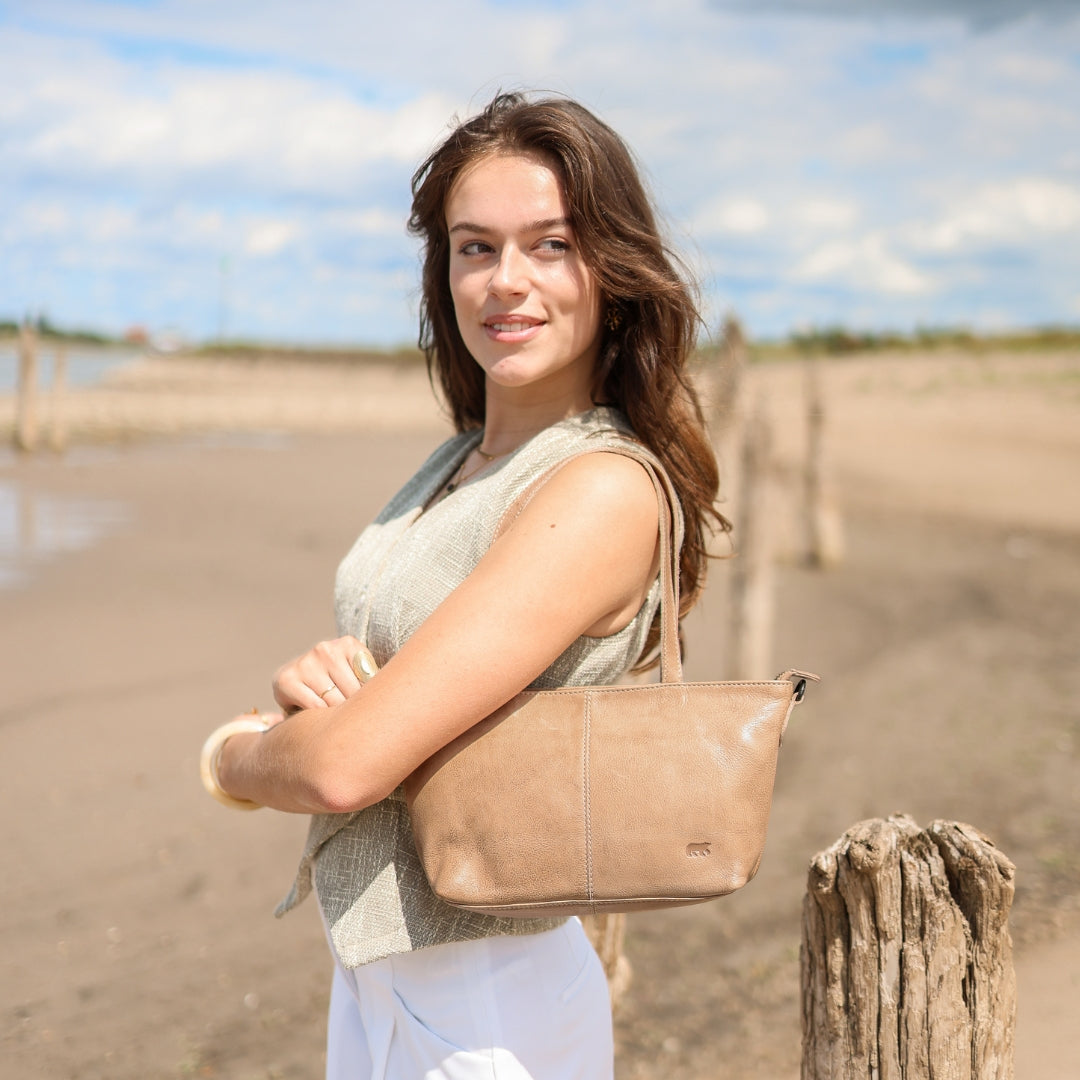 Klein hand-/schoudertasje 'Lola' beige