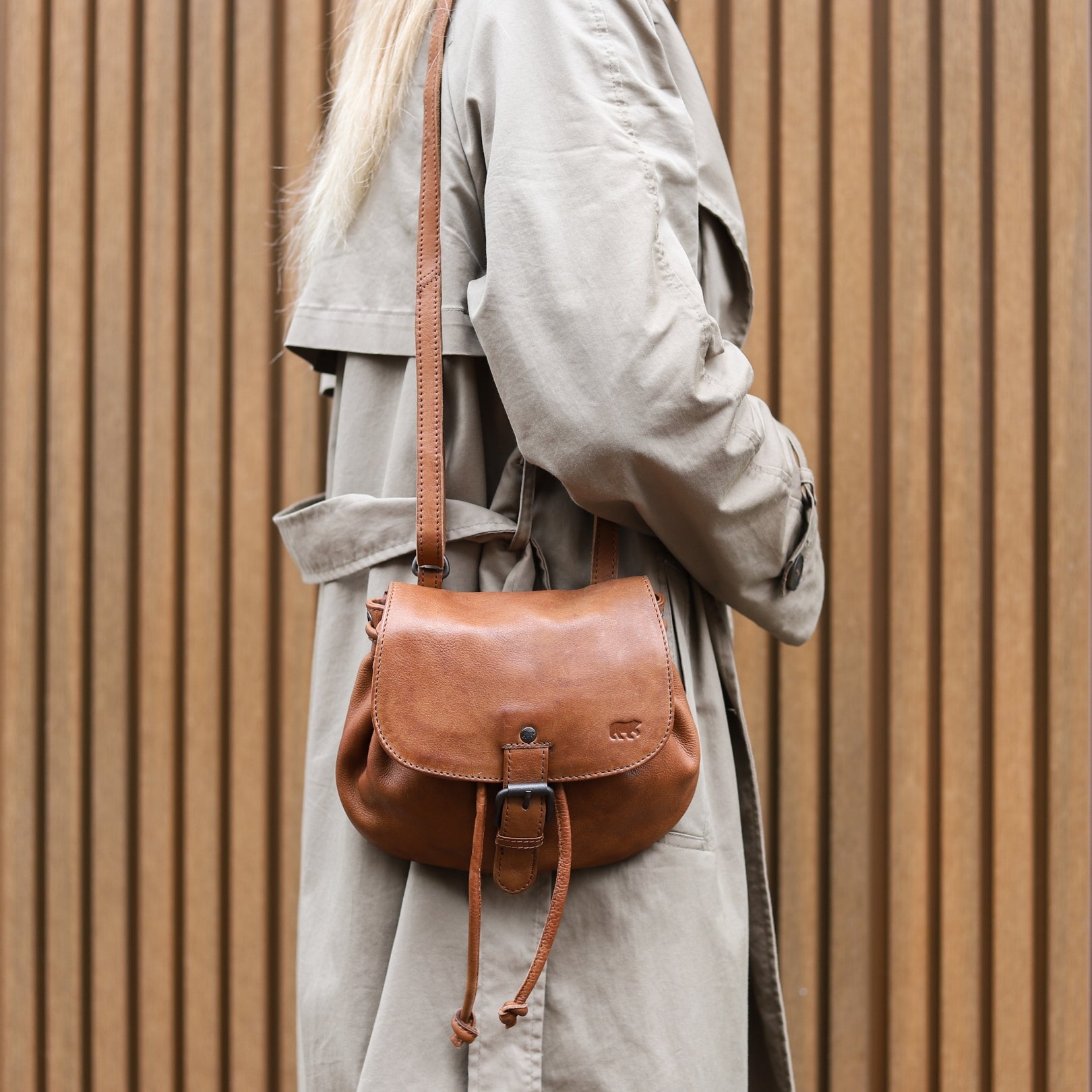 Shoulder bag with drawstring 'Bouline' cognac