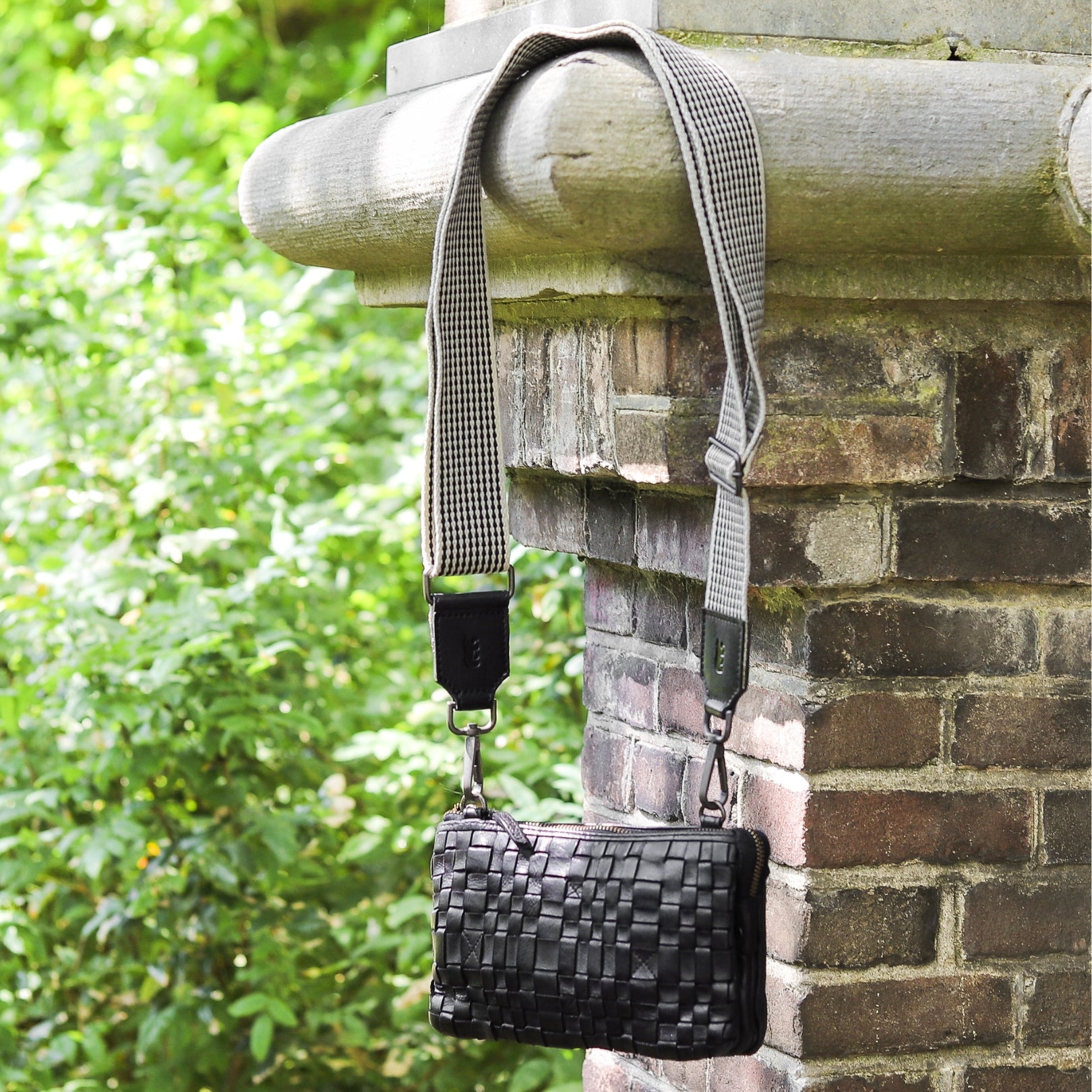 Bag strap 'Gita' black/beige