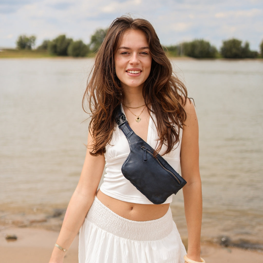 Waist bag 'Emmi' dark blue - CL 36063