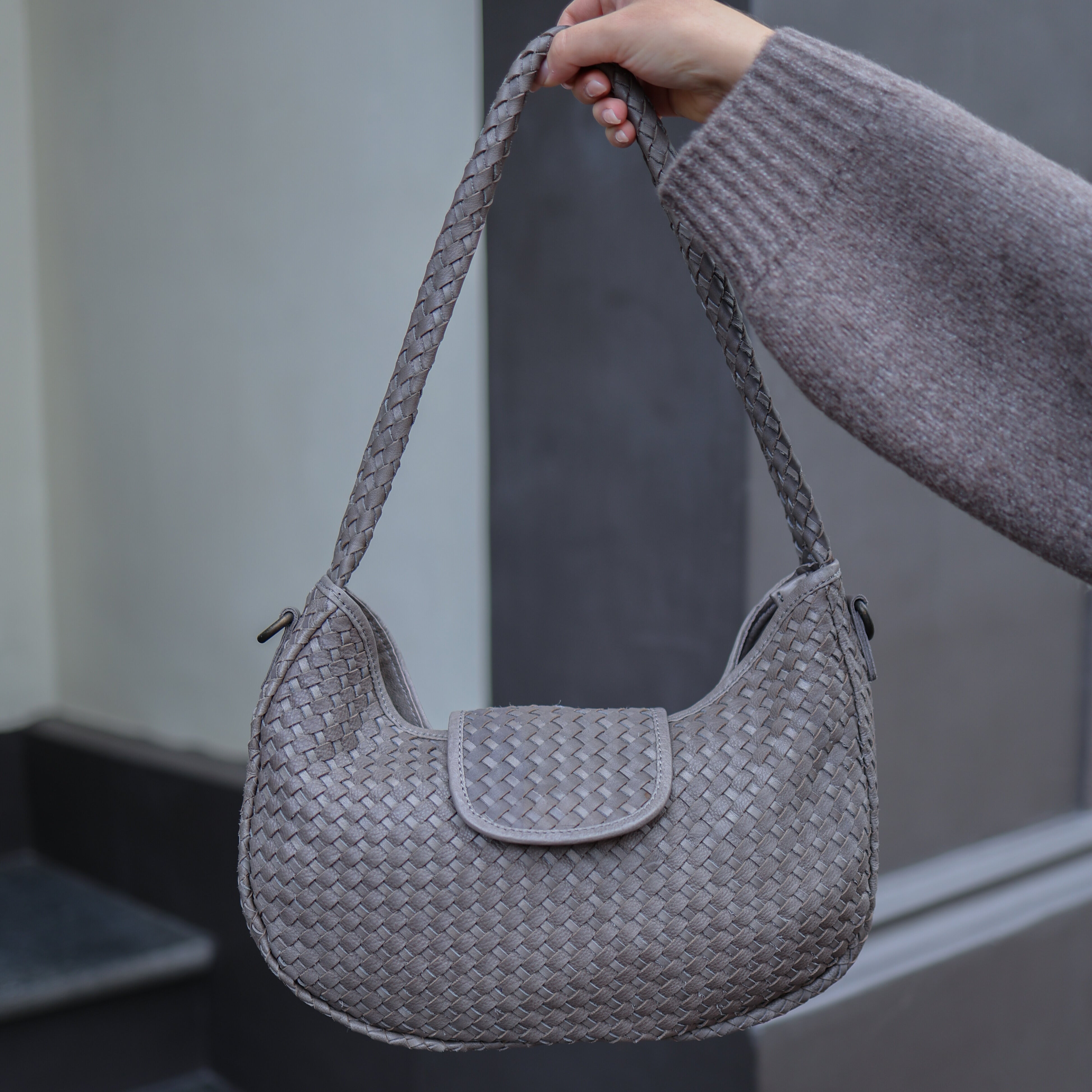 Braided pouch bag 'Amelie' grey
