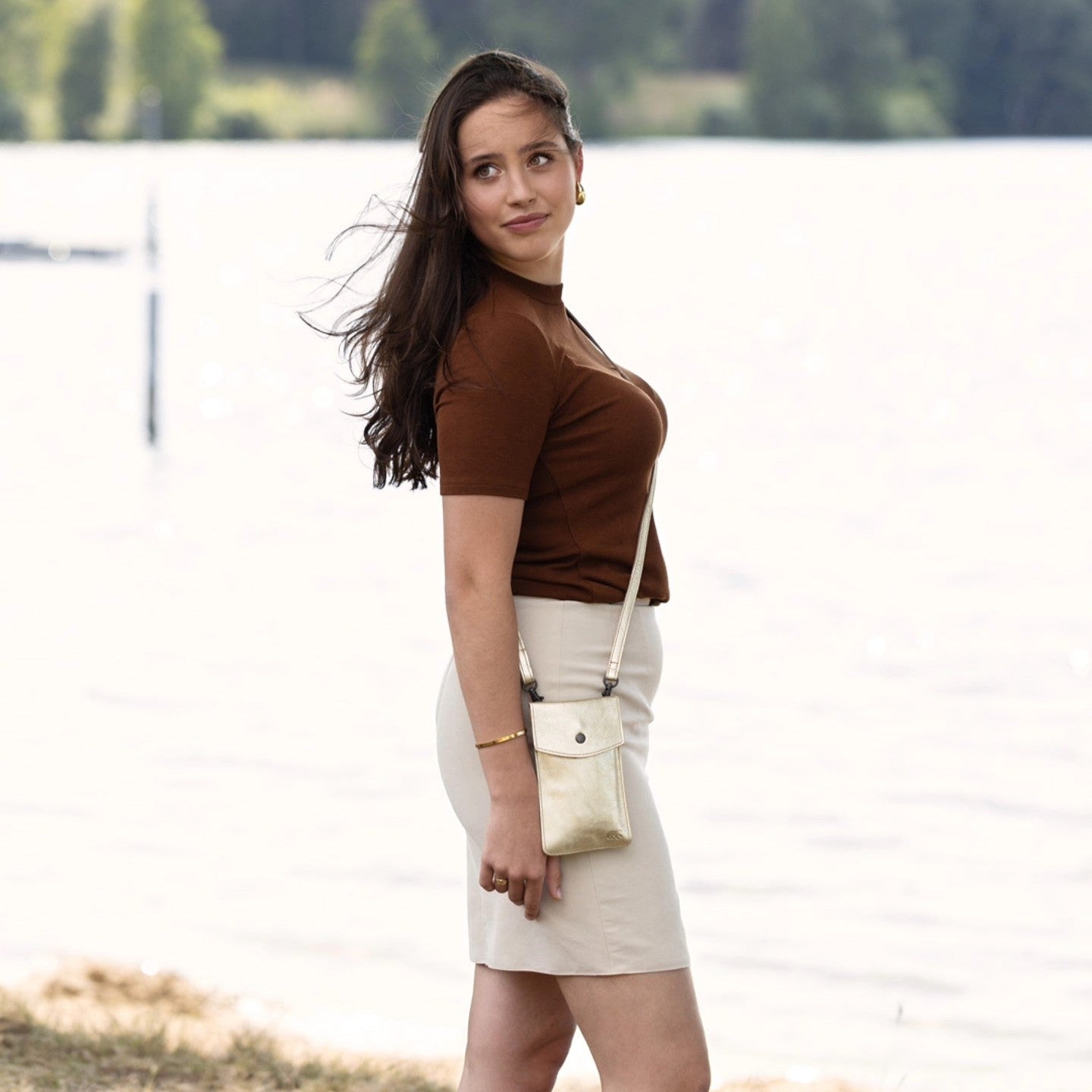 Phonebag 'Priya' champagne