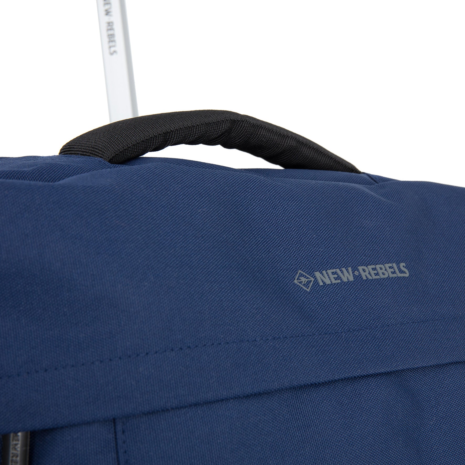 Cortland Trolley M navy