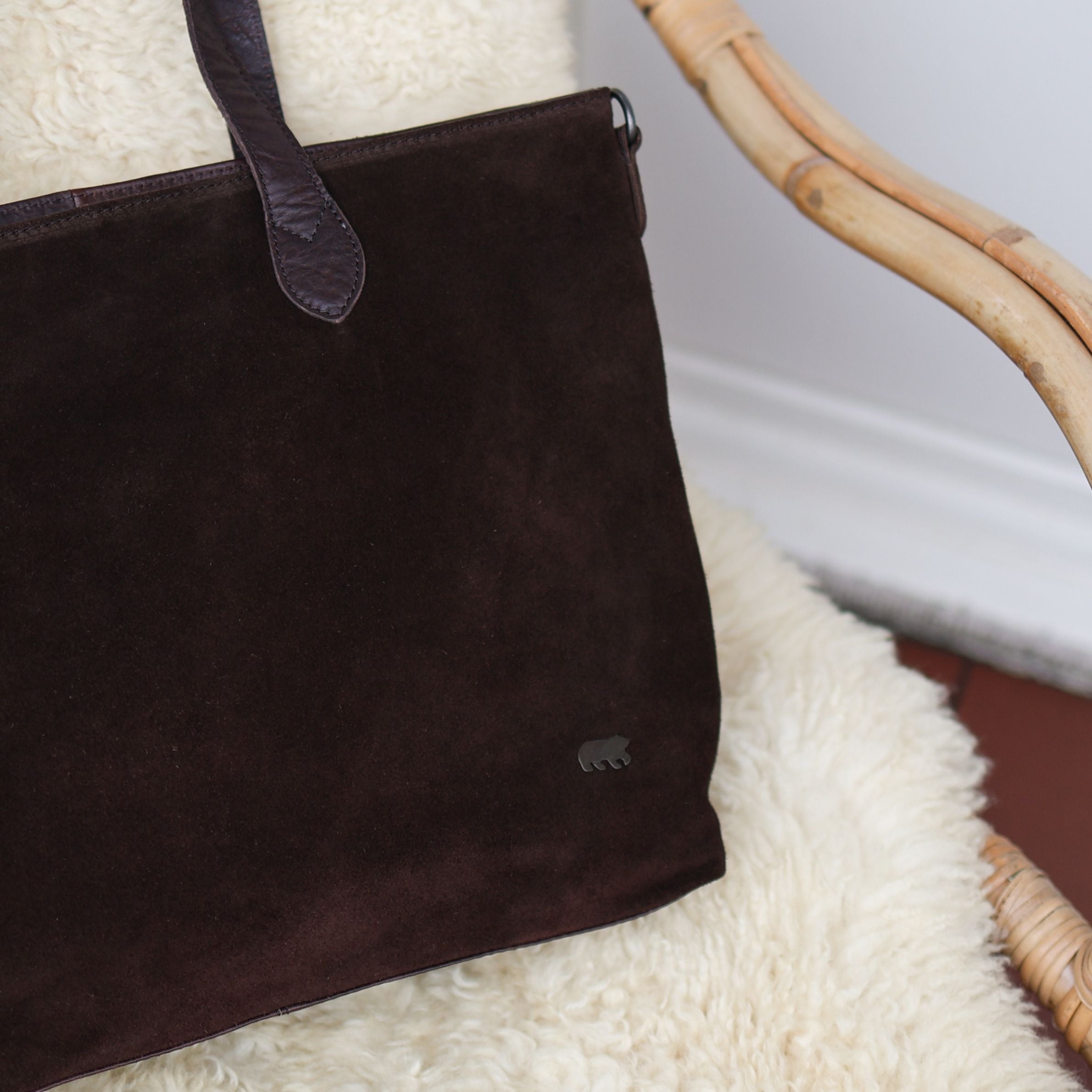 Suède shopper/schoudertas 'Annelies' donkerbruin