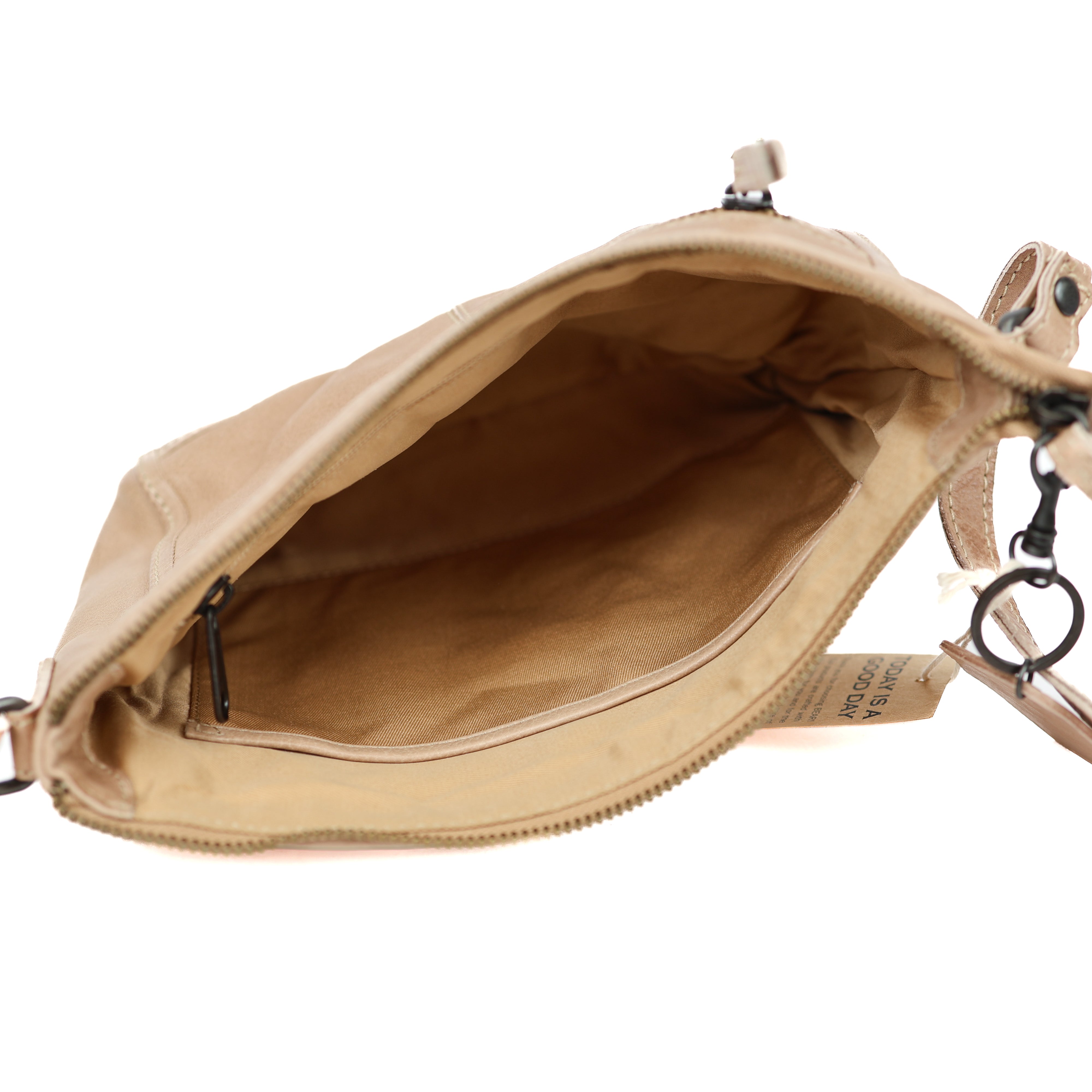 Klein schoudertasje 'Myrna' gevlochten beige
